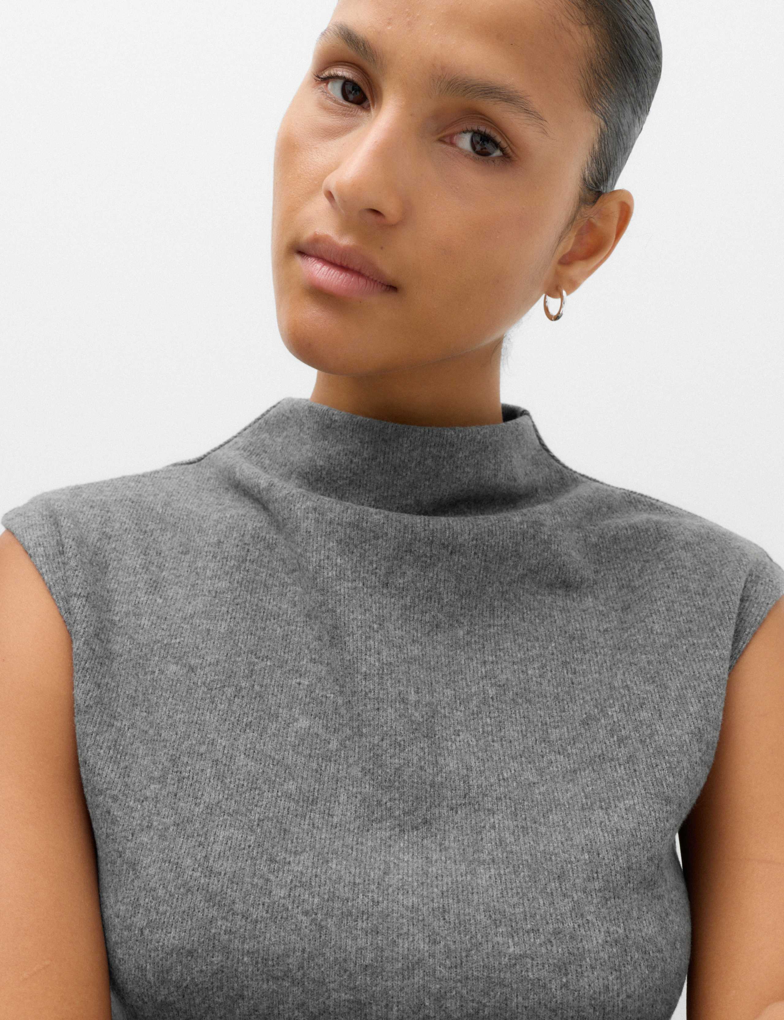 Textured Funnel Neck Cosy Vest 3 of 6