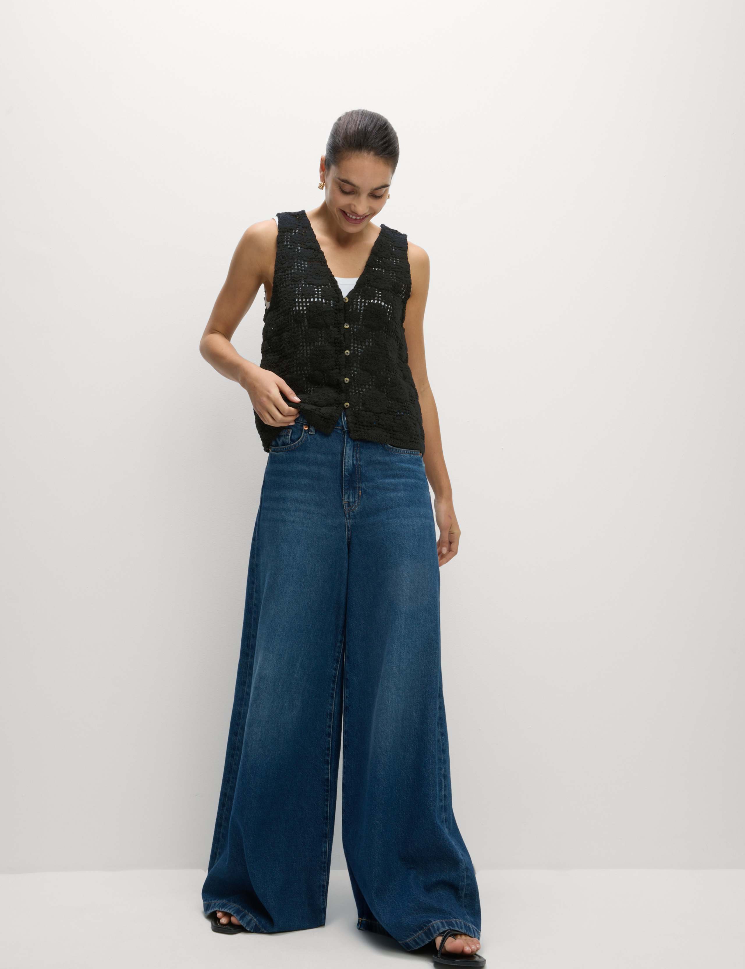 Pure Cotton Textured Vest 4 of 7