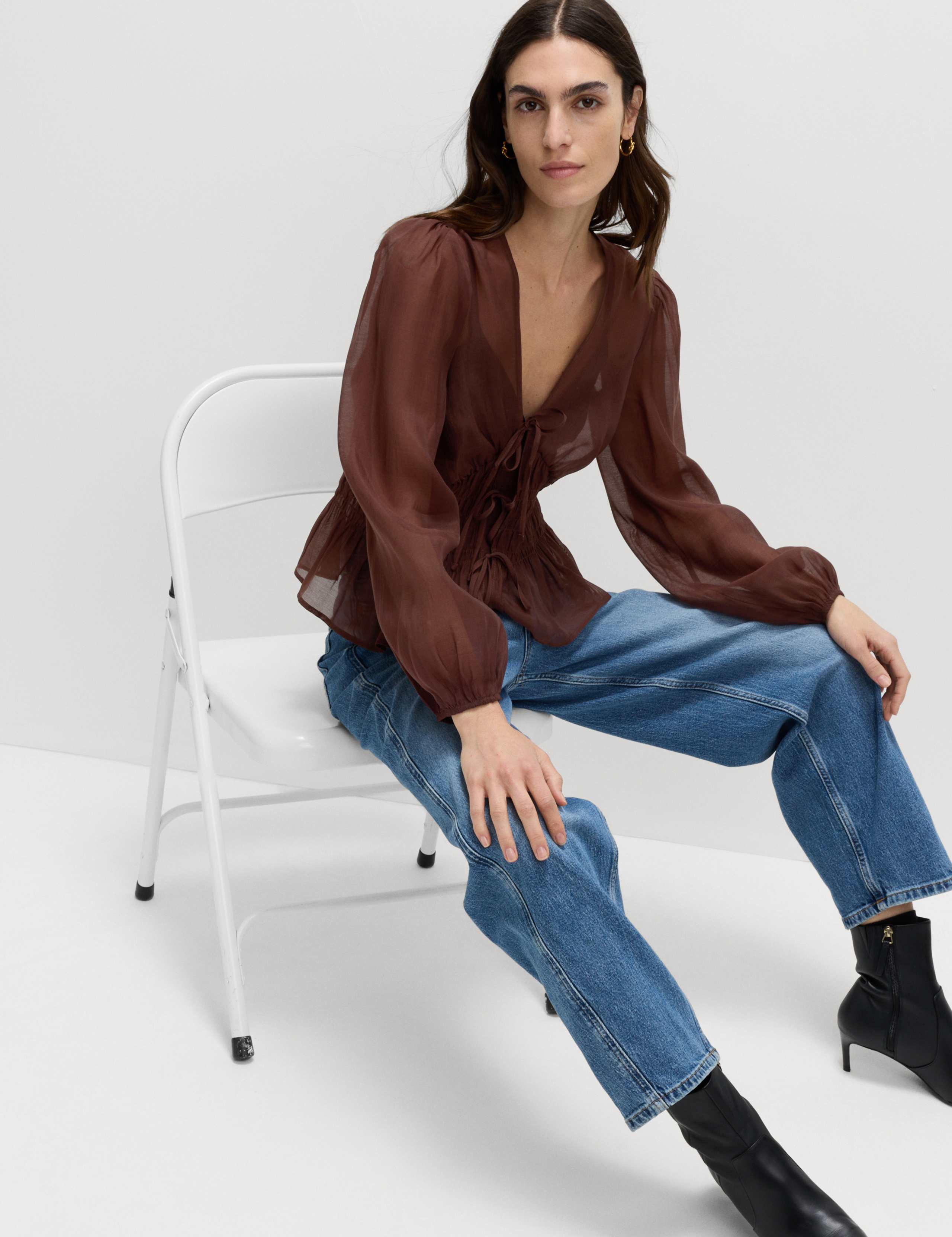 Lyocell Rich V-Neck Shirred Blouse 5 of 6