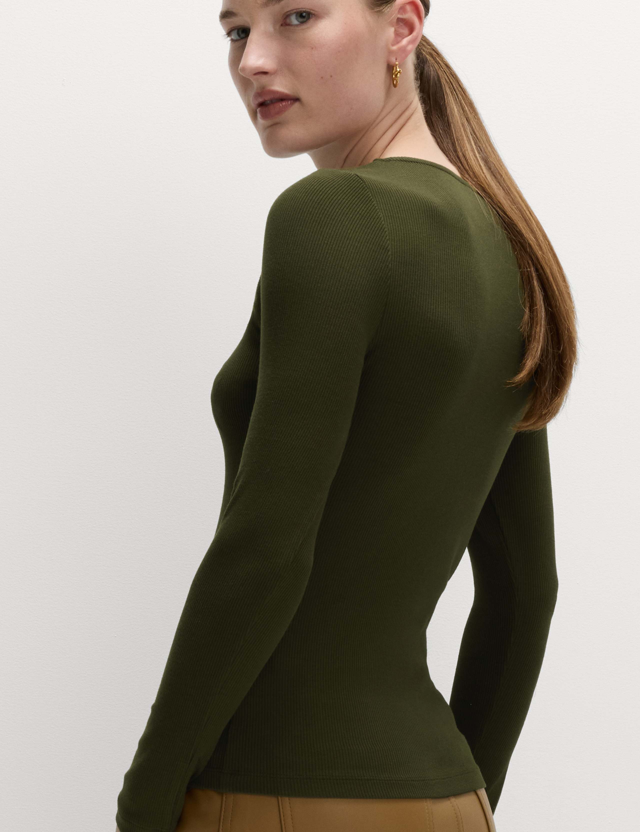 Ribbed Twist Front Top 4 of 6