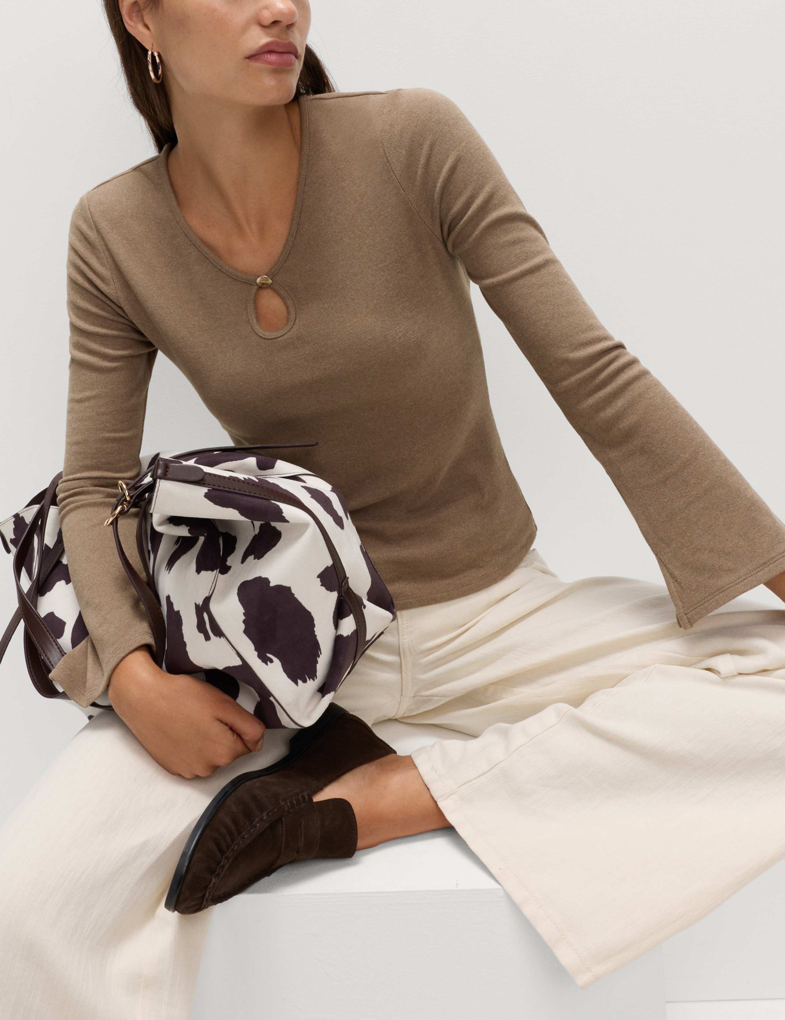 Keyhole Cosy Flute Sleeves Top 5 of 5