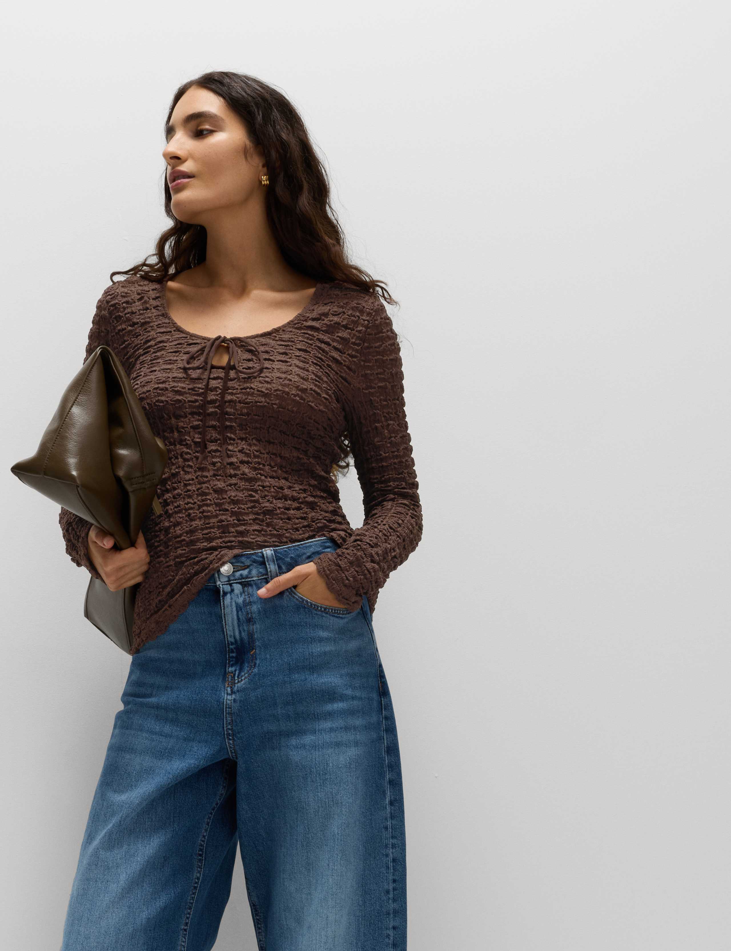 Women's Long Sleeve Knit Top With Keyhole Detail - Round Neck Blouse For Fall & Winter