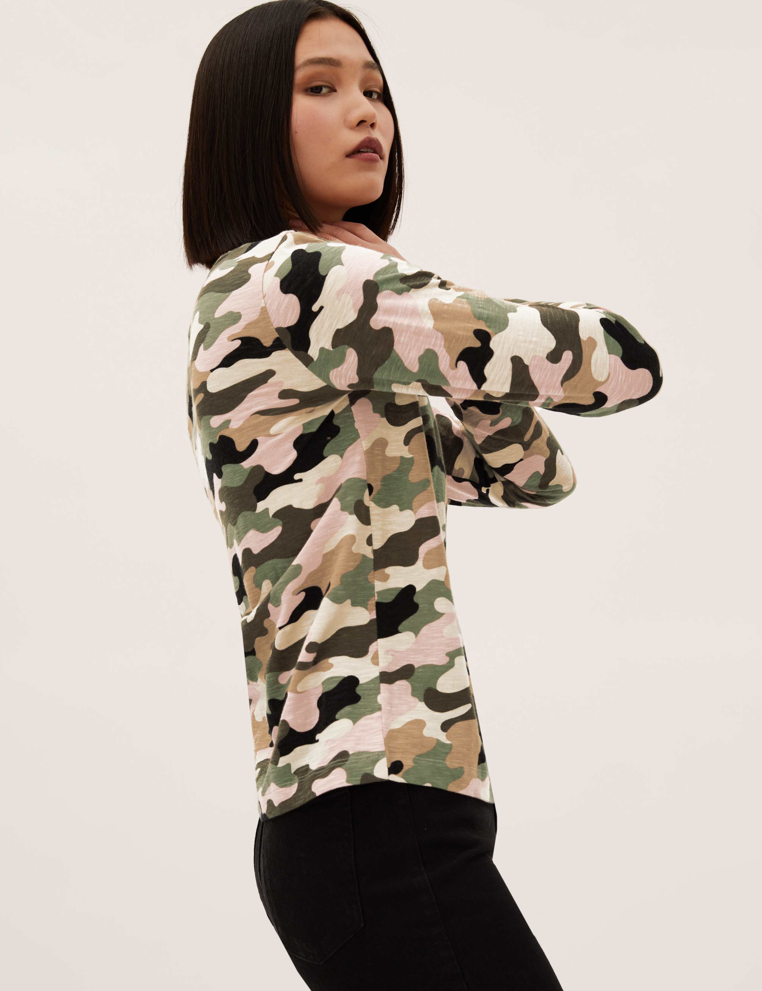 Pure Cotton Printed Pocket T-Shirt 3 of 4