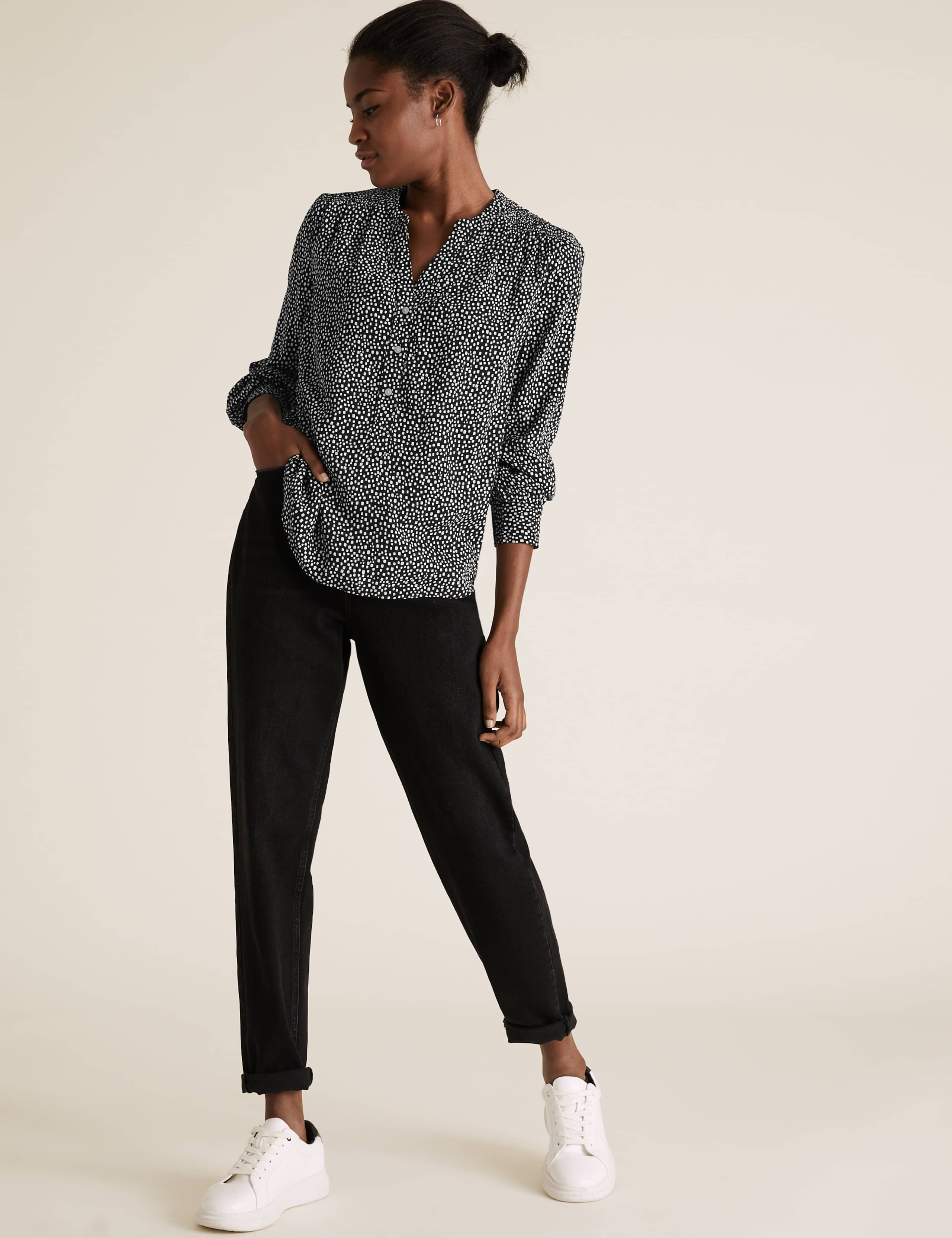 Printed V-Neck Long Sleeve Blouse 3 of 5