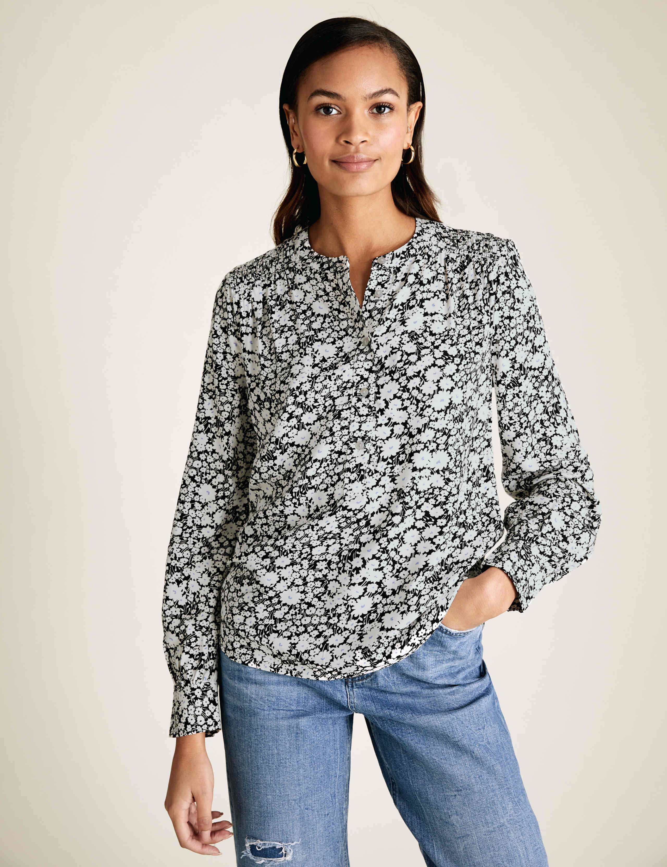 Ditsy Floral Long Sleeve Blouse 3 of 4
