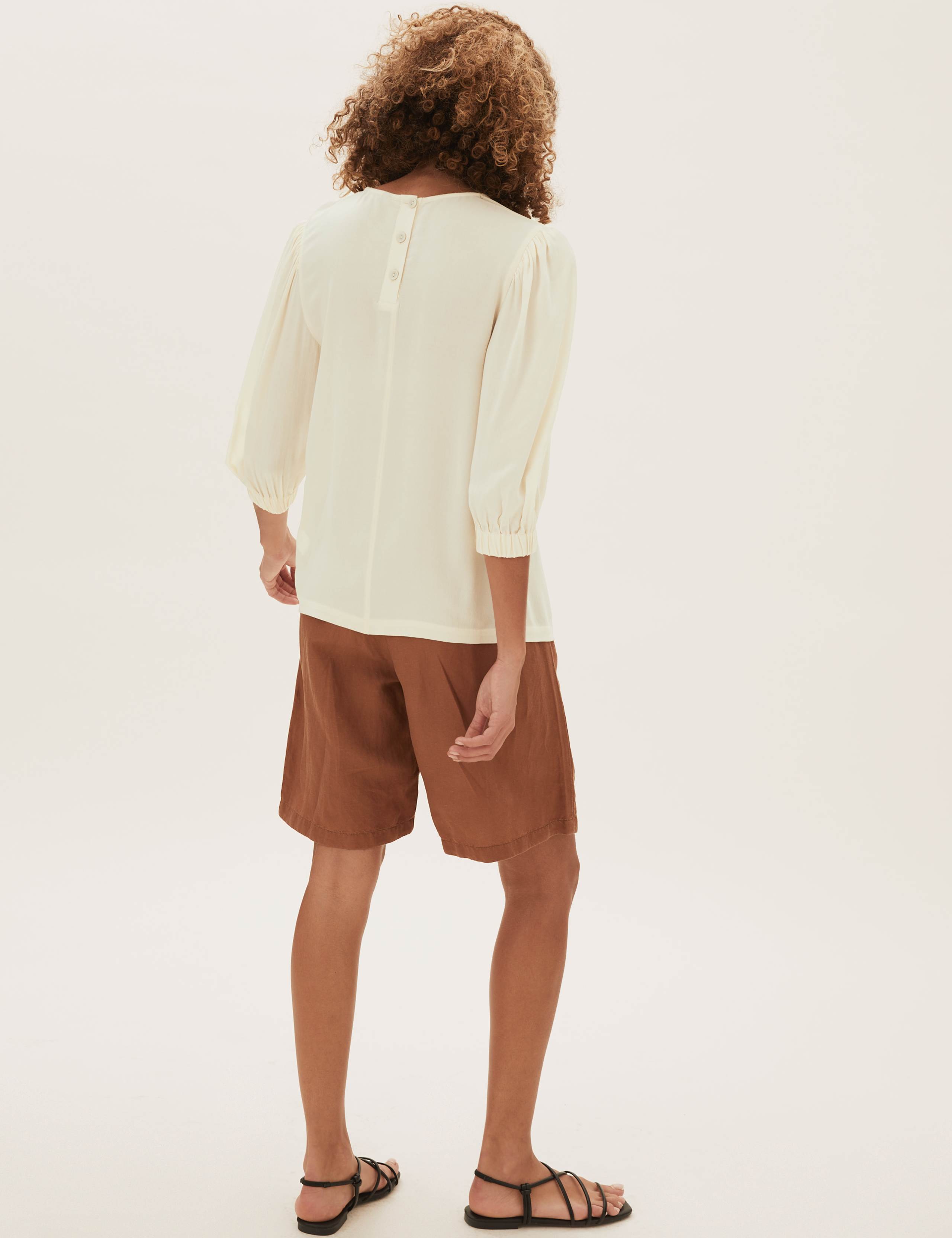 Scoop Neck Short Sleeve Blouse 5 of 6