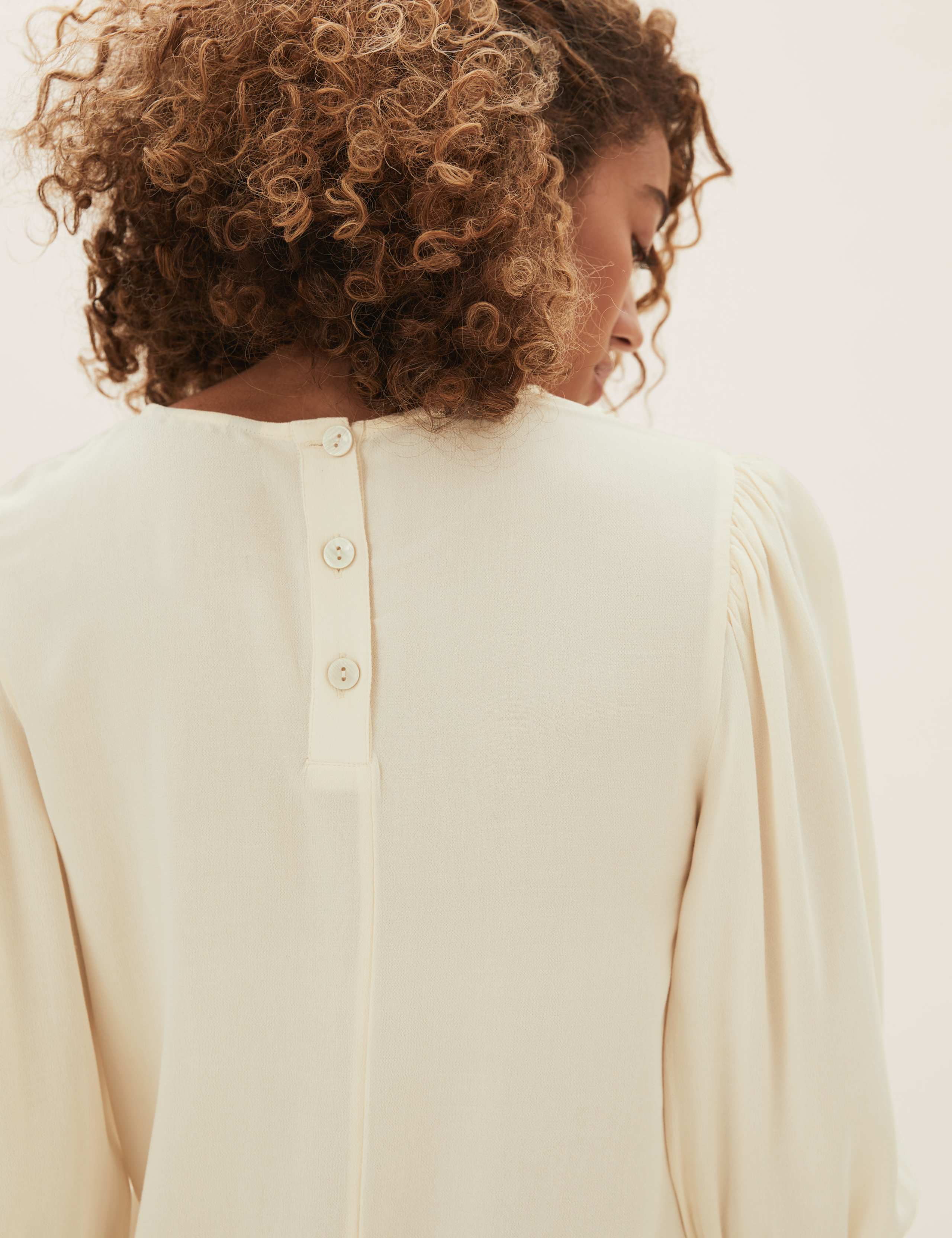 Scoop Neck Short Sleeve Blouse 6 of 6