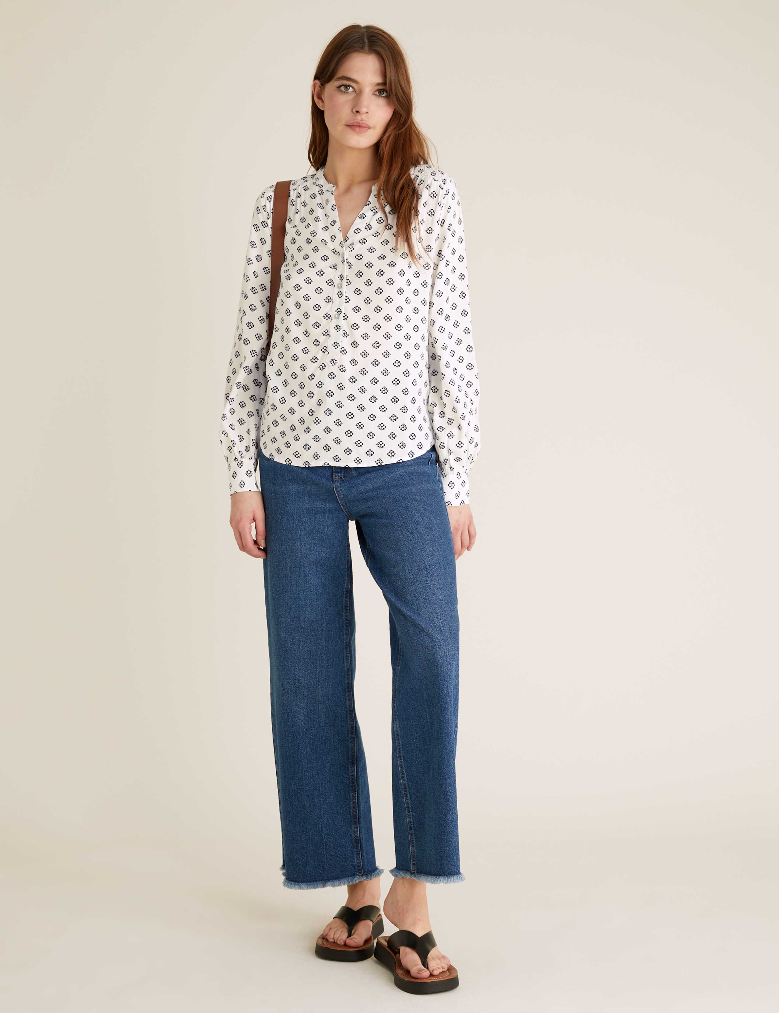 Geometric V-Neck Long Sleeve Blouse 3 of 5