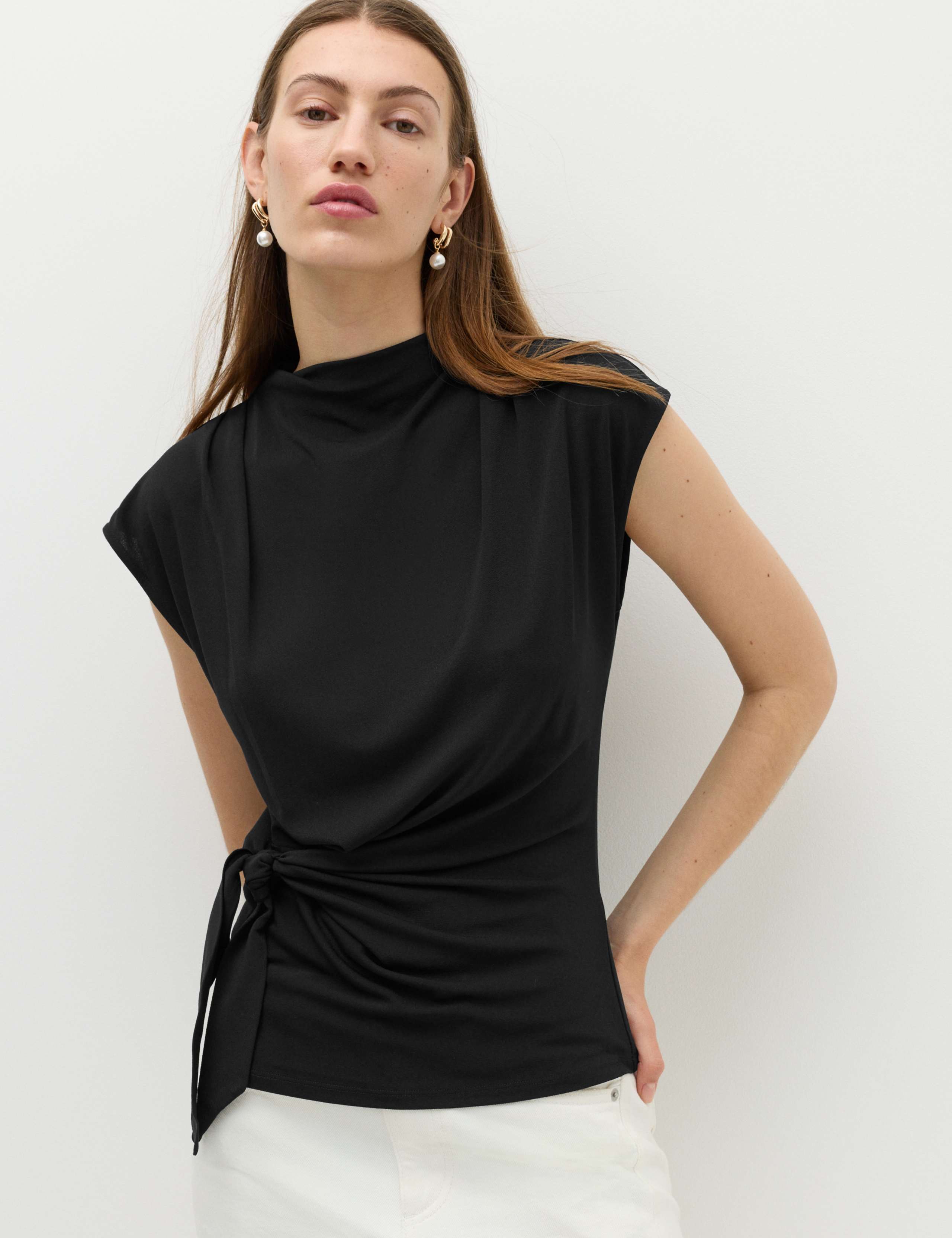 Sleeveless Knot Detail Top 6 of 6