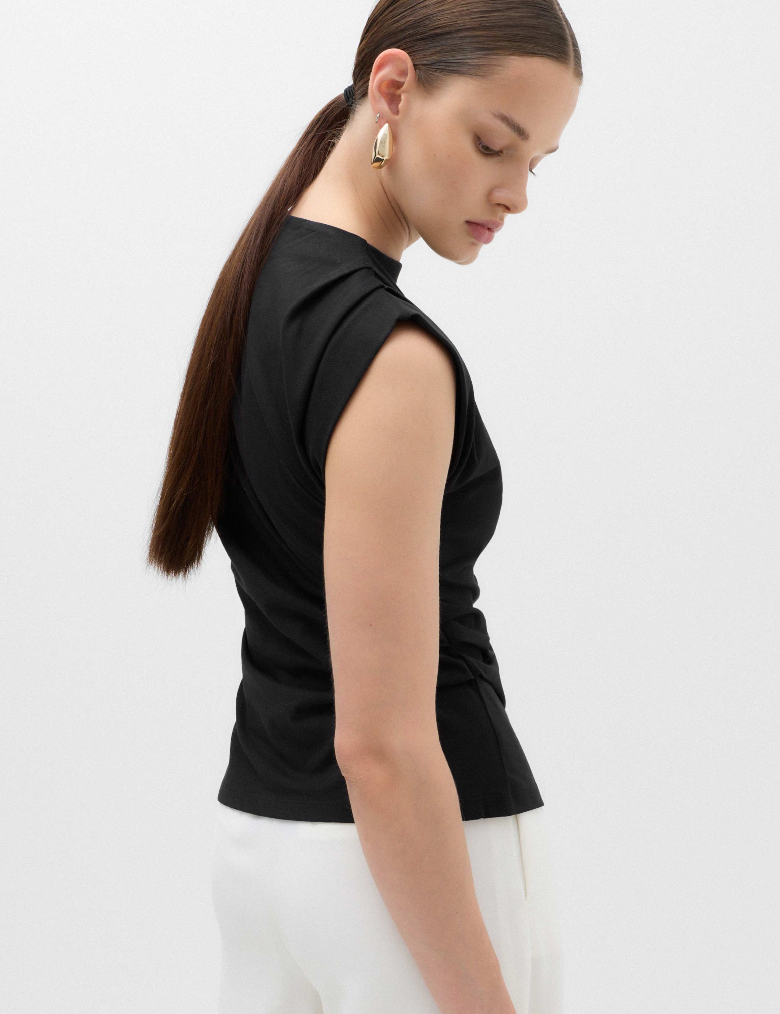 Cotton Rich Drape Asymmetric Top 4 of 6