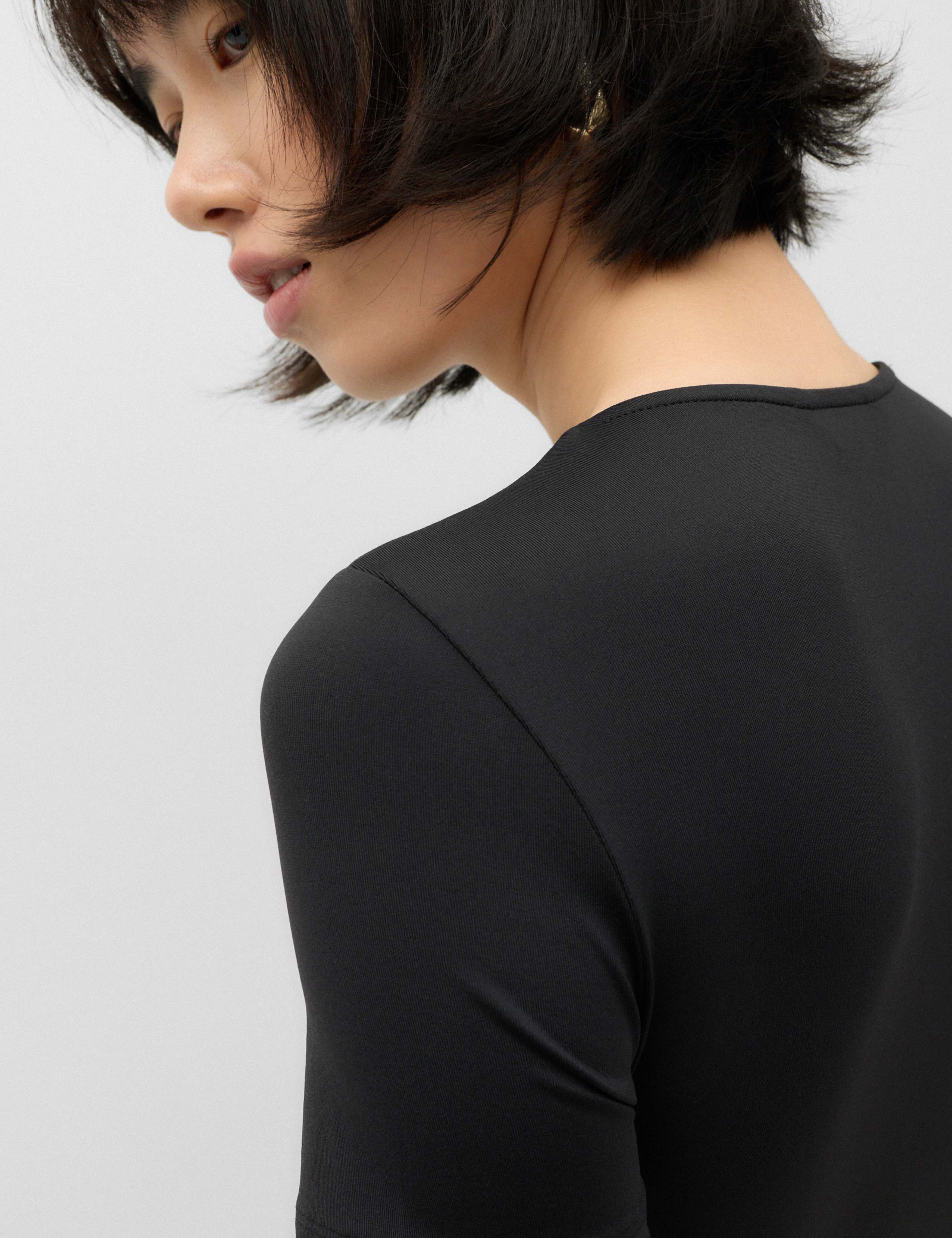 Crew Neck Short Sleeve Fitted Bodysuit 5 of 5