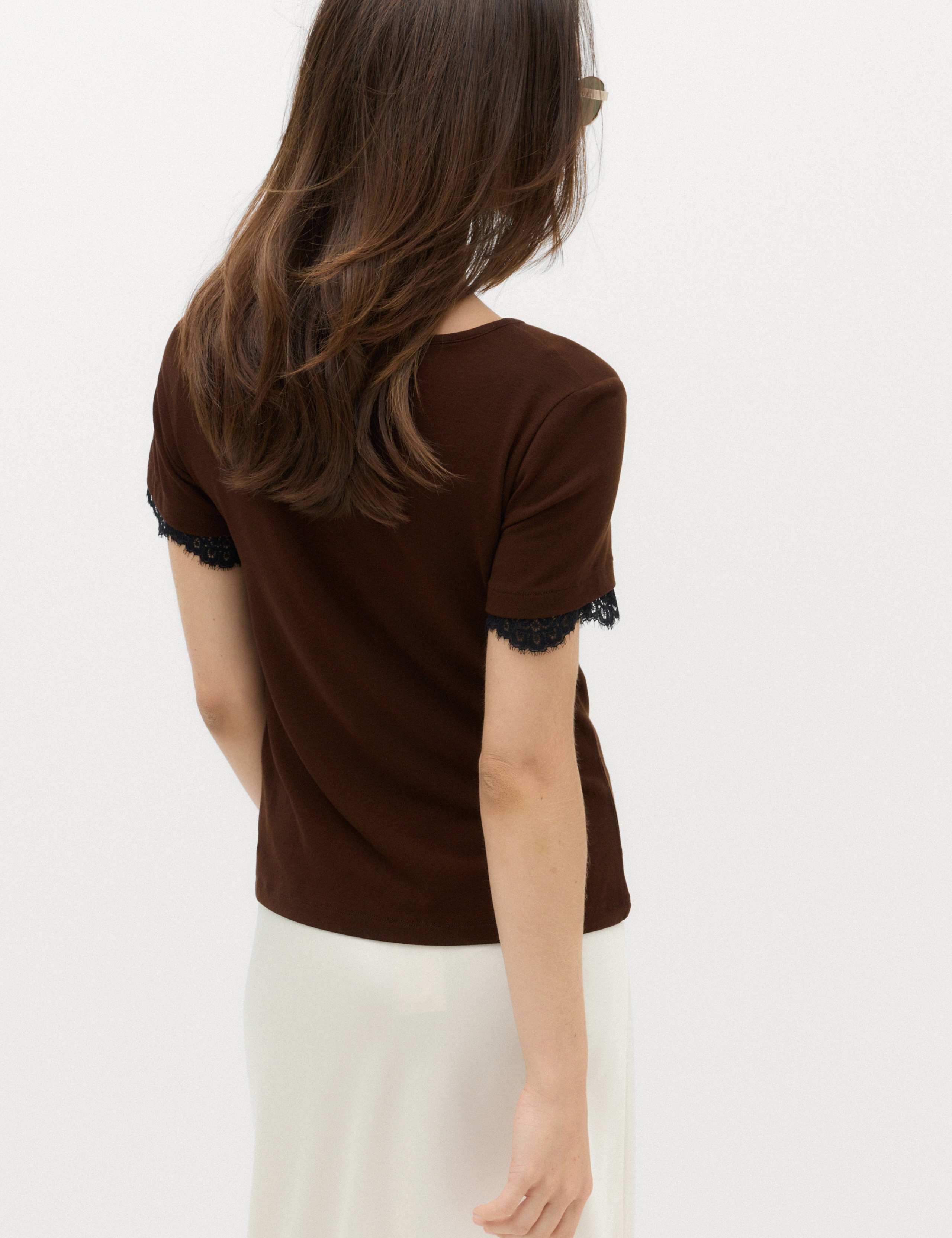 Short Sleeve Lace Trim T-Shirt 4 of 4