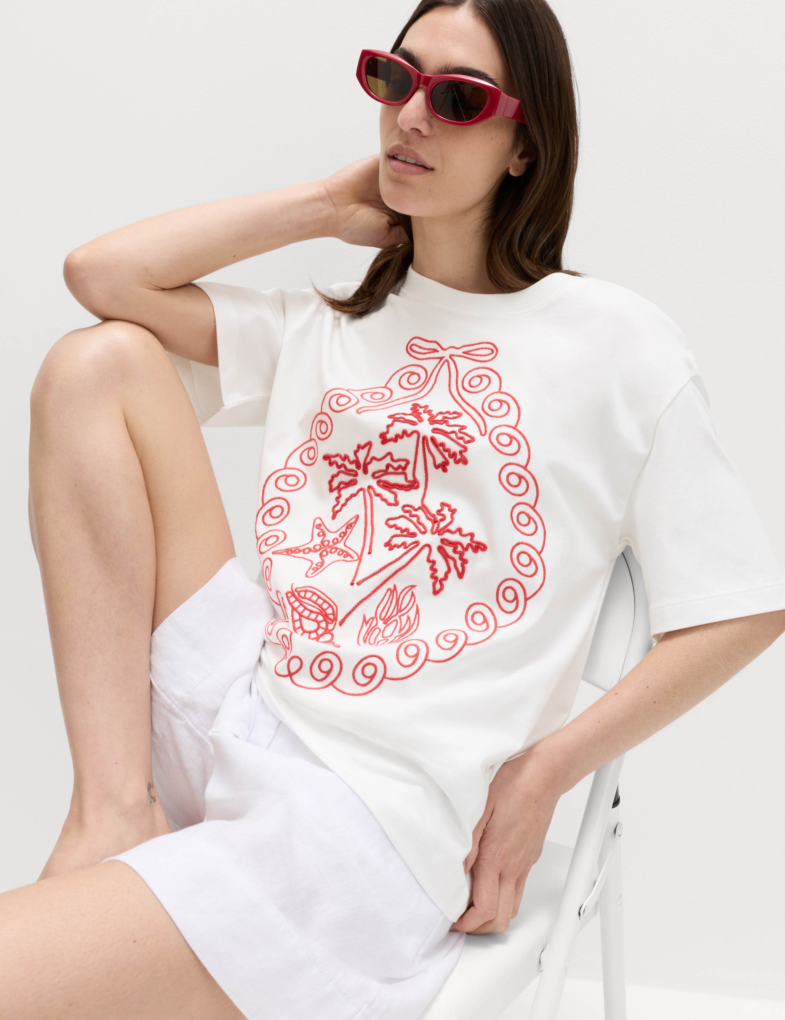 Pure Cotton Graphic Oversized T-Shirt 1 of 6