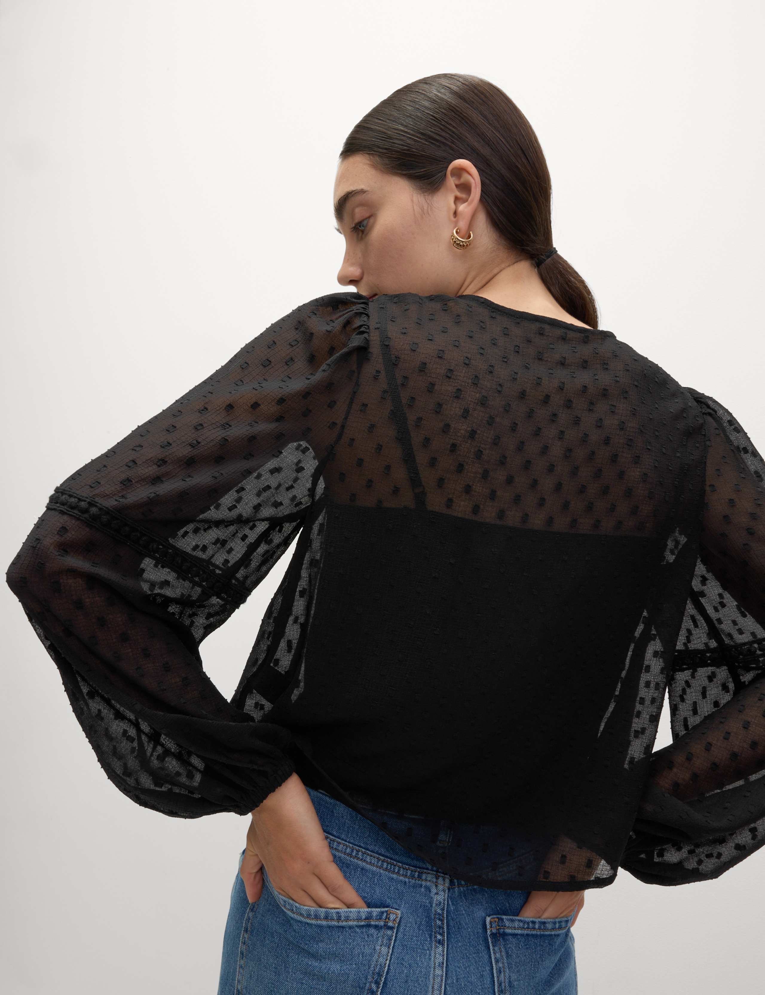 Dobby Textured V-Neck Long Sleeve Blouse 6 of 6