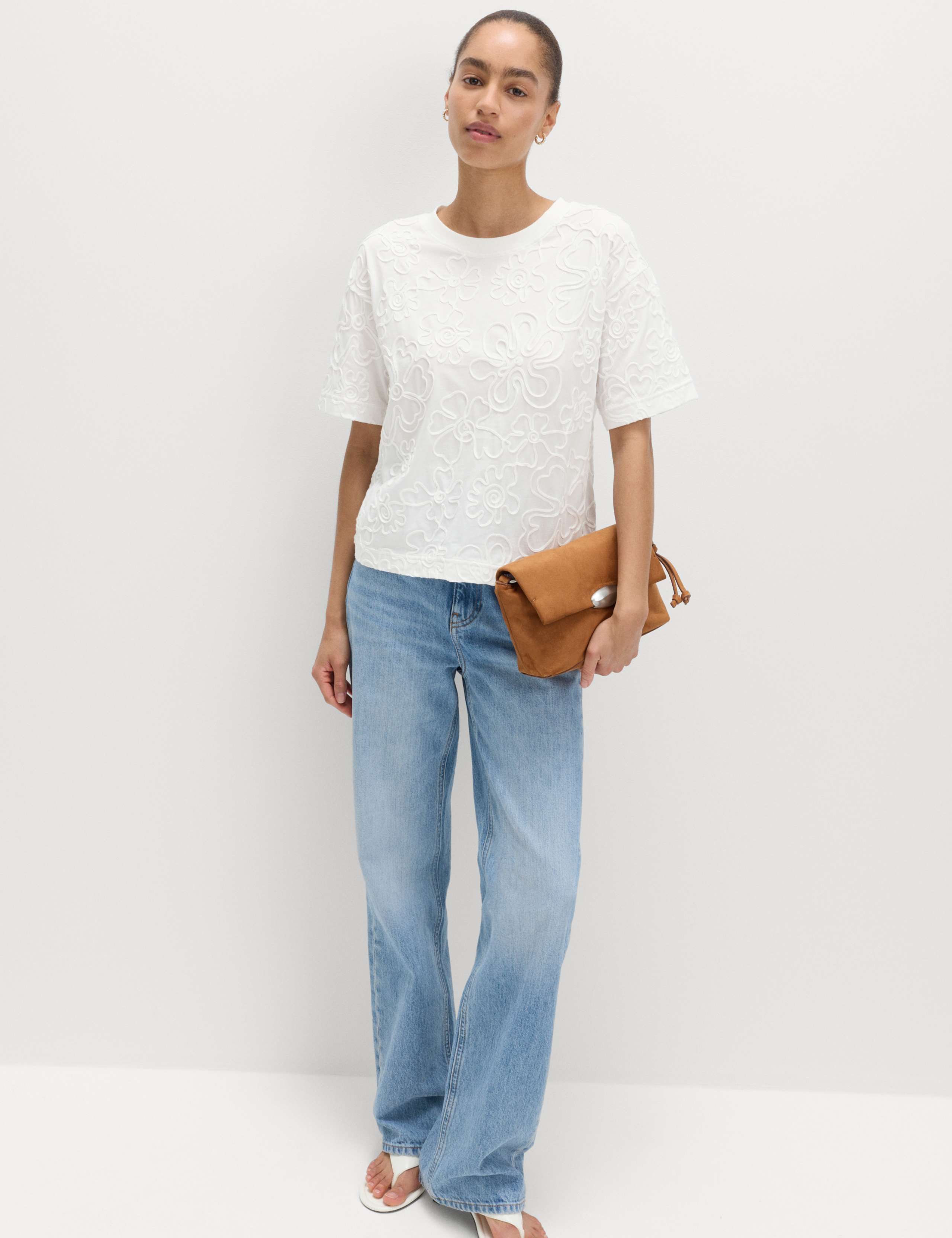 Pure Cotton Appliqué T-Shirt 4 of 5