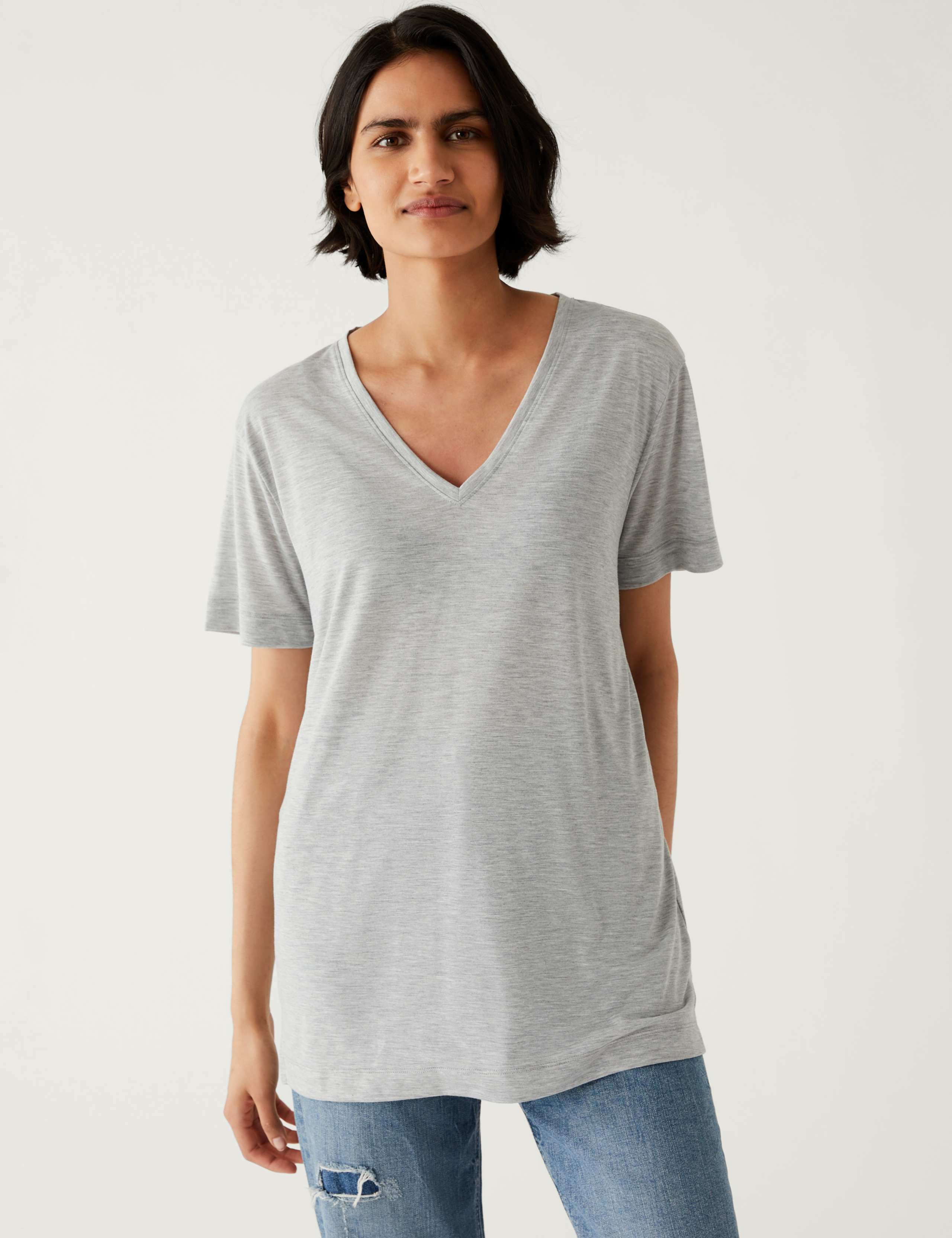 Relaxed Longline T-Shirt 3 of 5