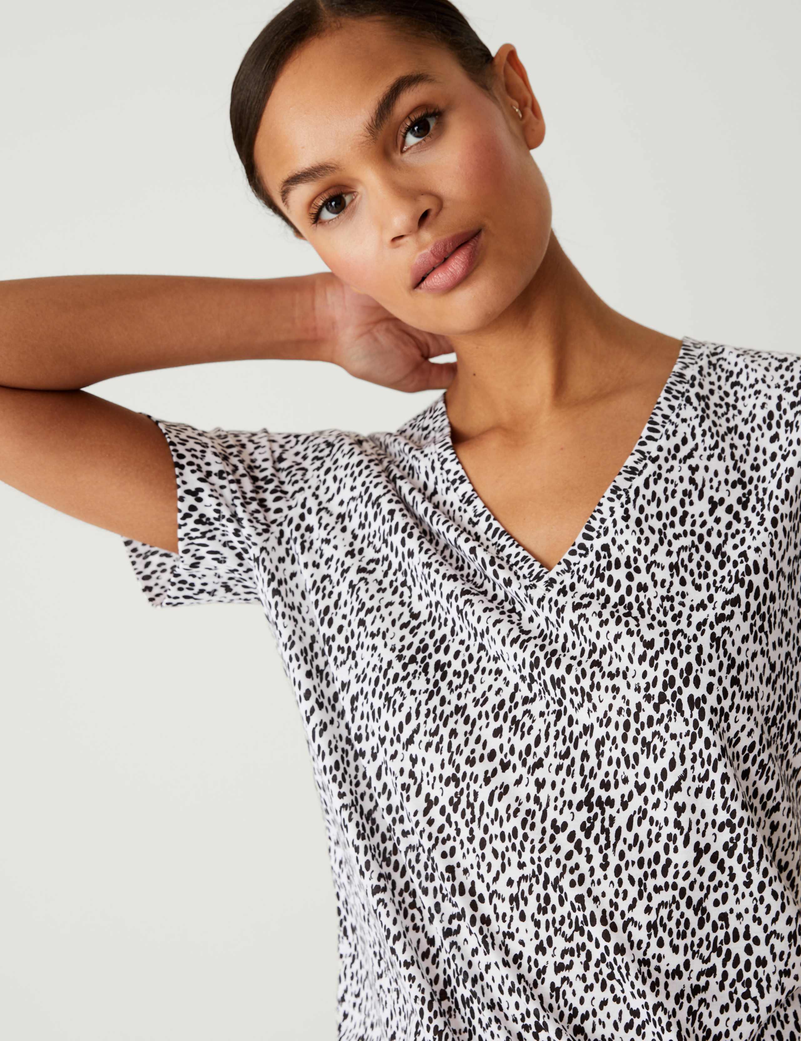 Printed Relaxed Longline T-Shirt 4 of 5