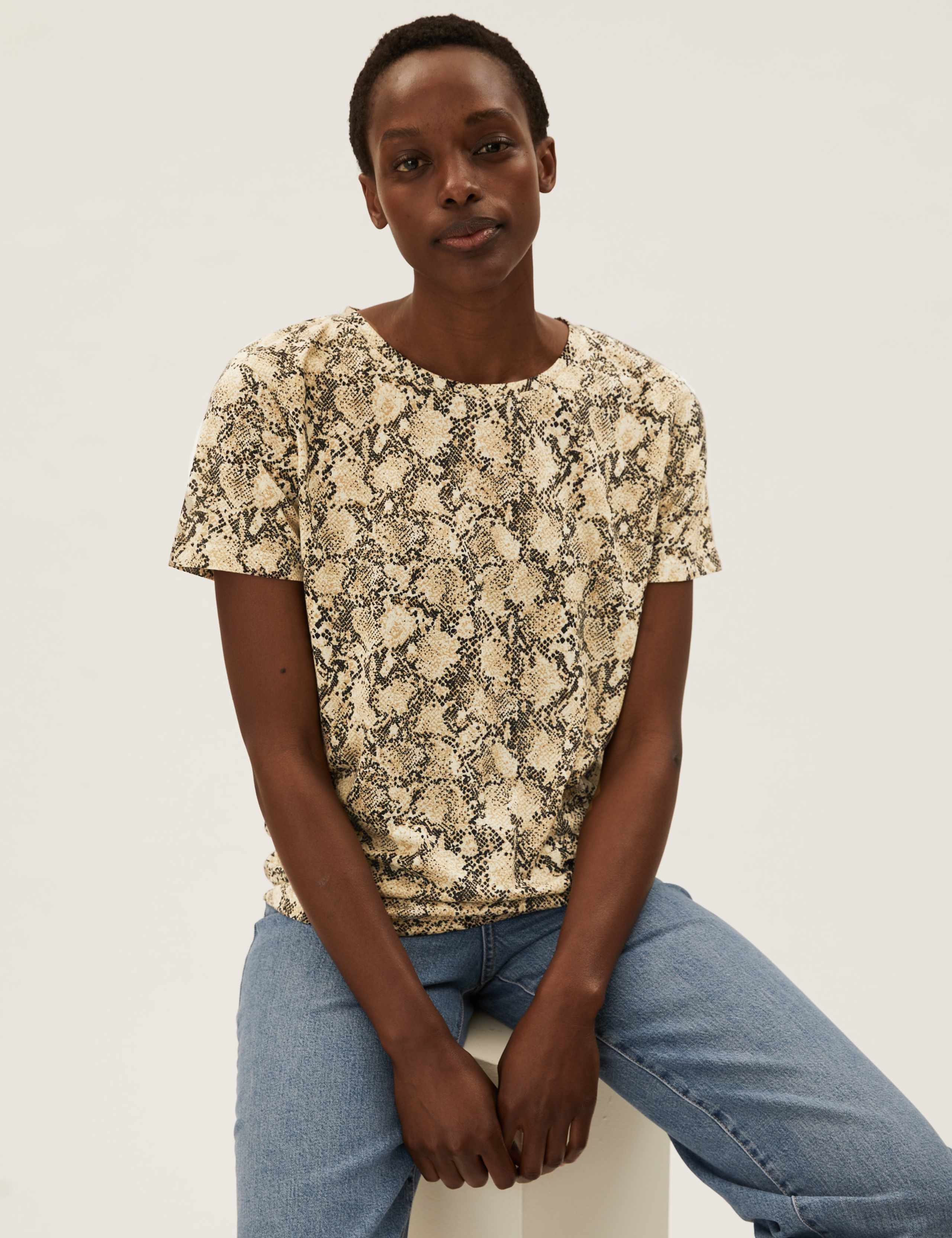 Animal Print Crew Neck Relaxed T-Shirt 4 of 4