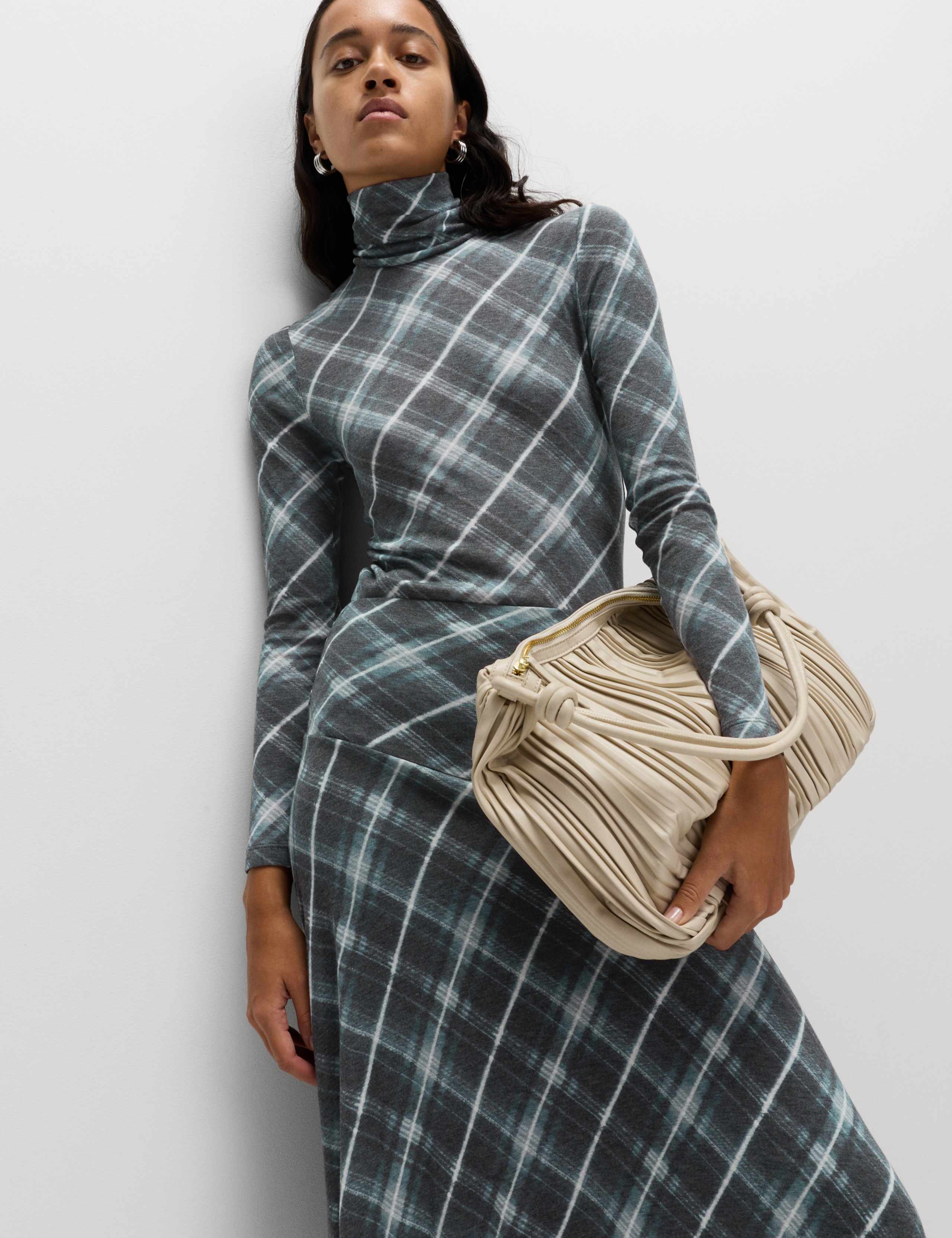 Funnel Neck Long Sleeve Slim Fit Top with Wool 4 of 6