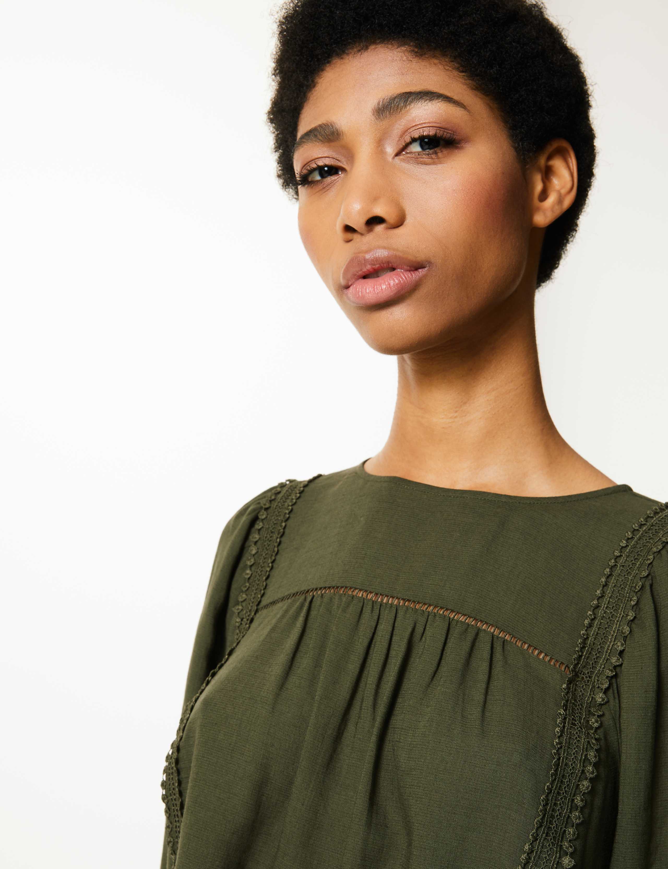 Lace Blouse with Linen 3 of 4