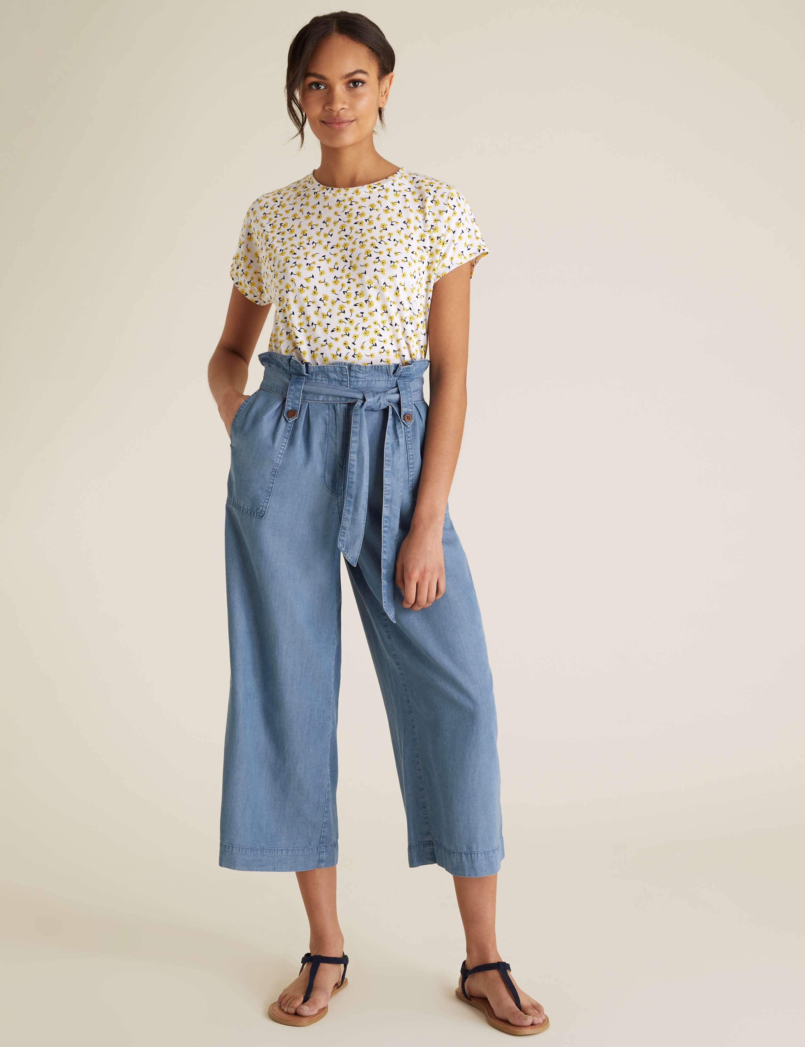 Floral Crew Neck Short Sleeve T-Shirt 3 of 4