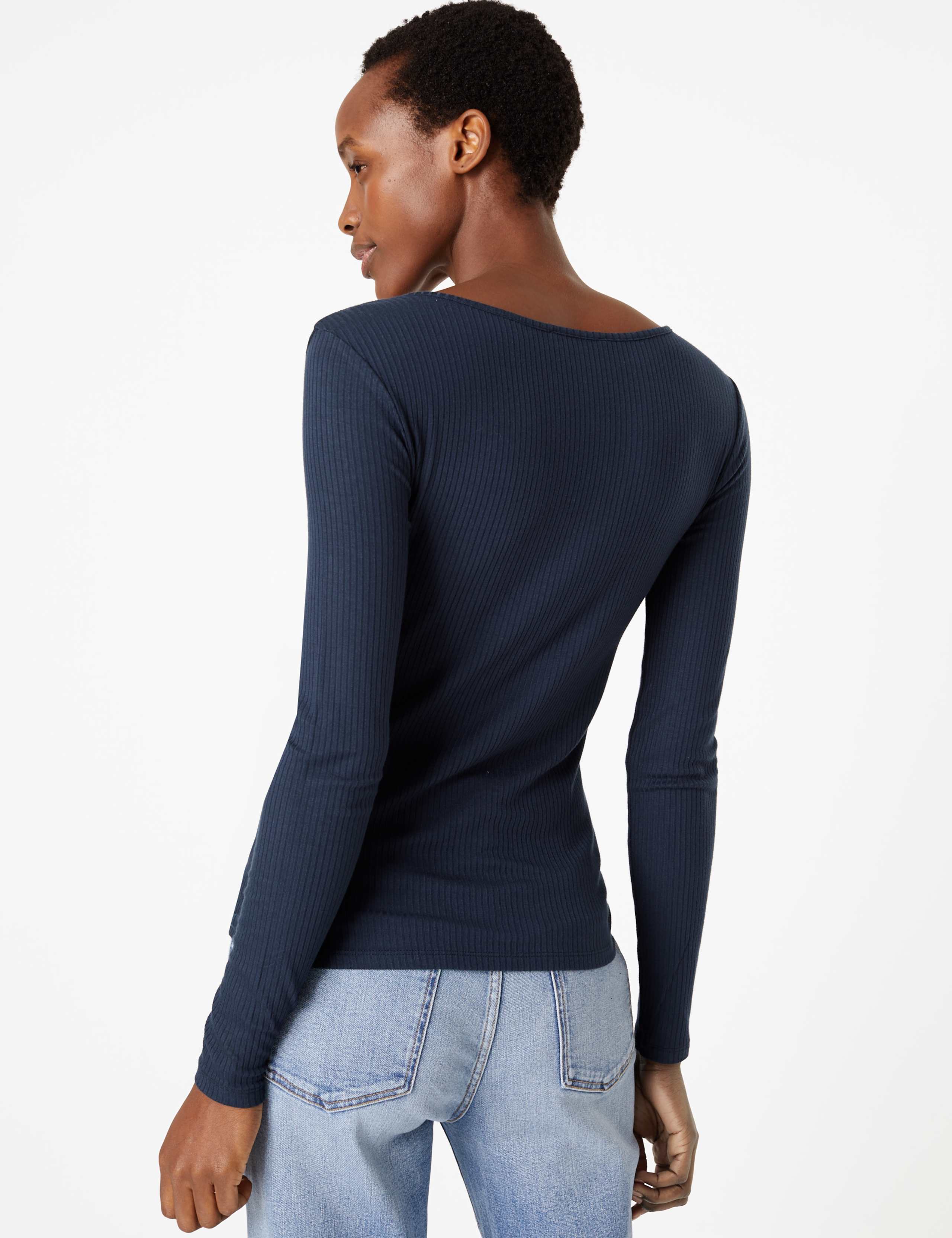 Notch Neck Jersey Long Sleeve Top 3 of 3