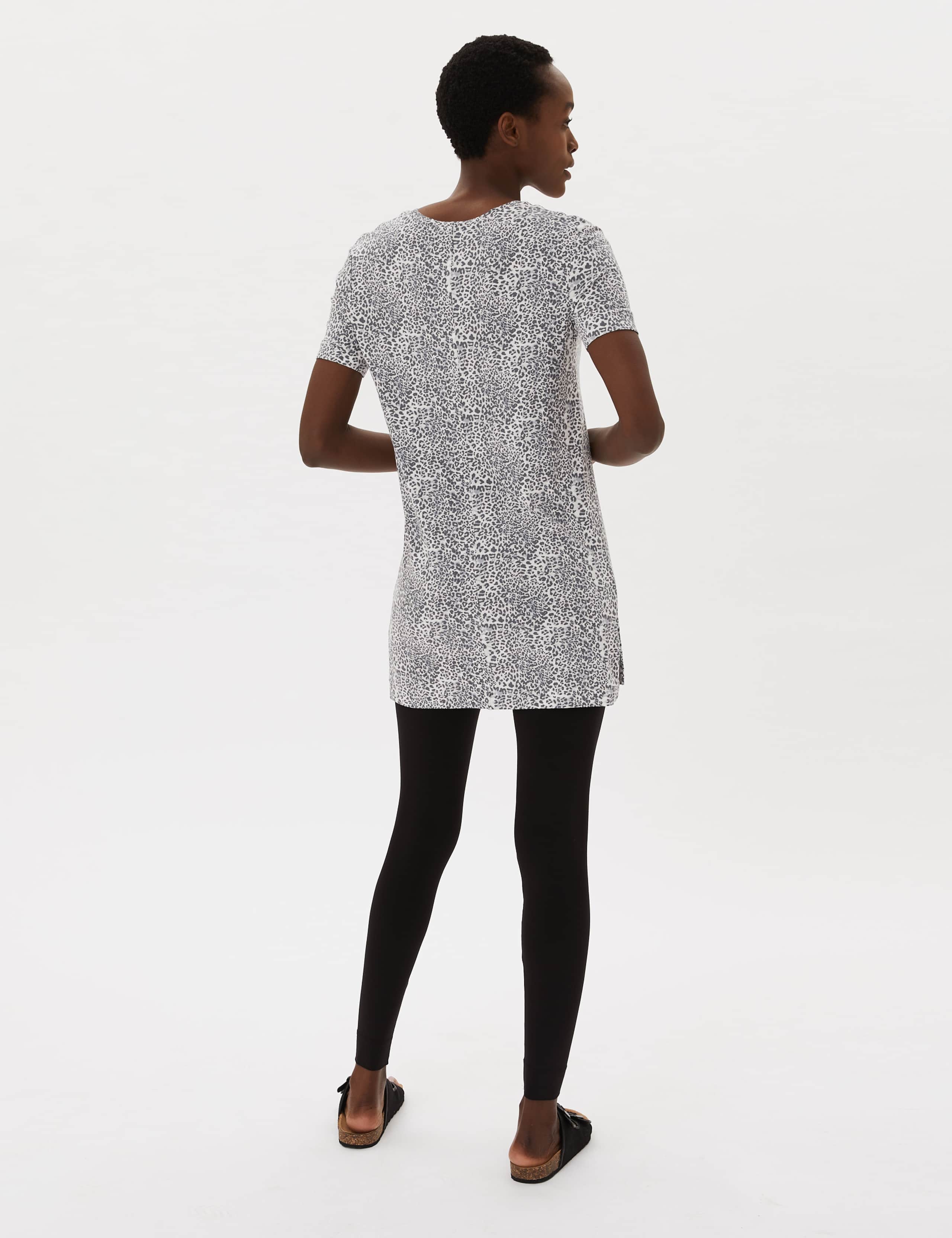 Animal Print V-Neck Longline T-shirt 4 of 6