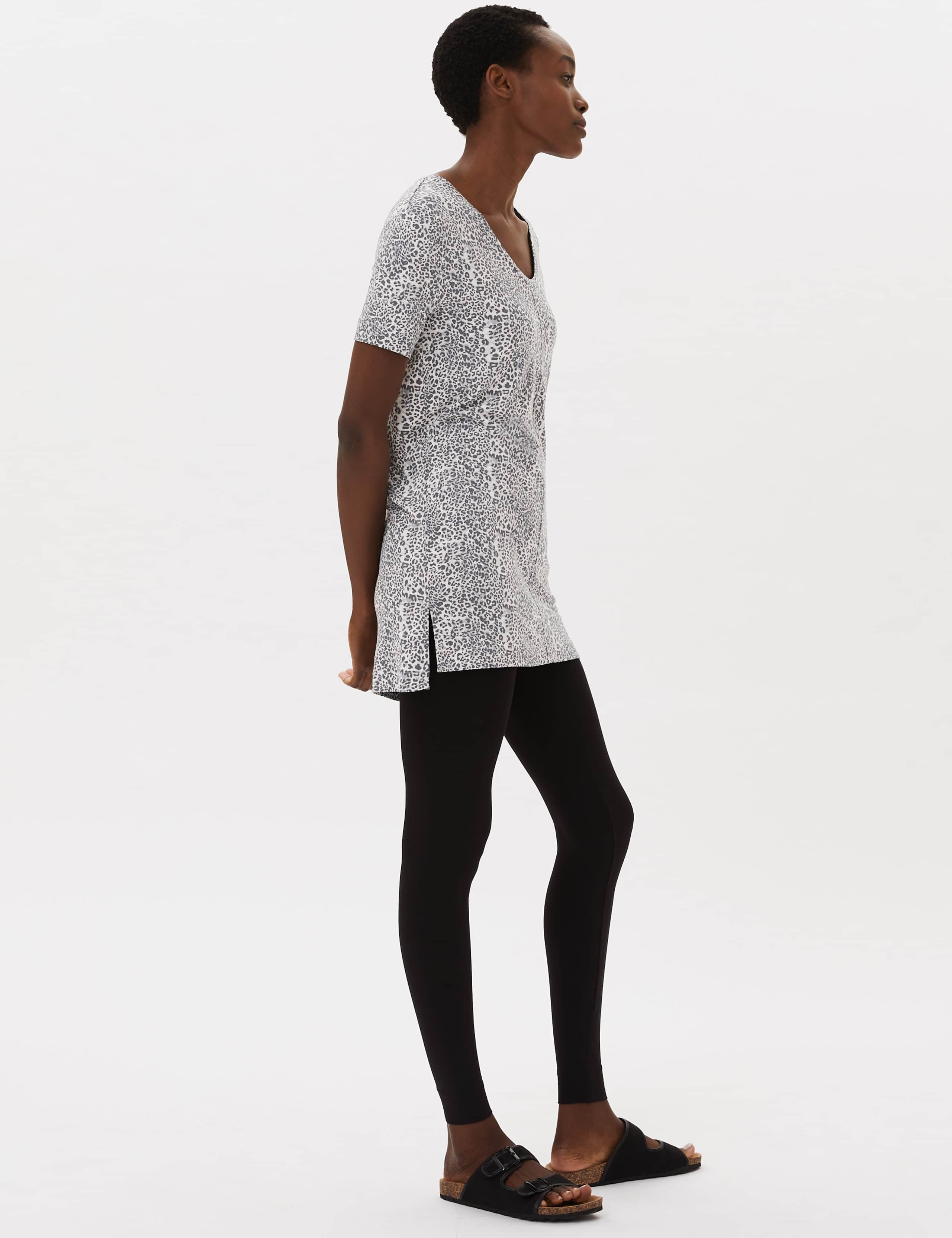 Animal Print V-Neck Longline T-shirt 6 of 6