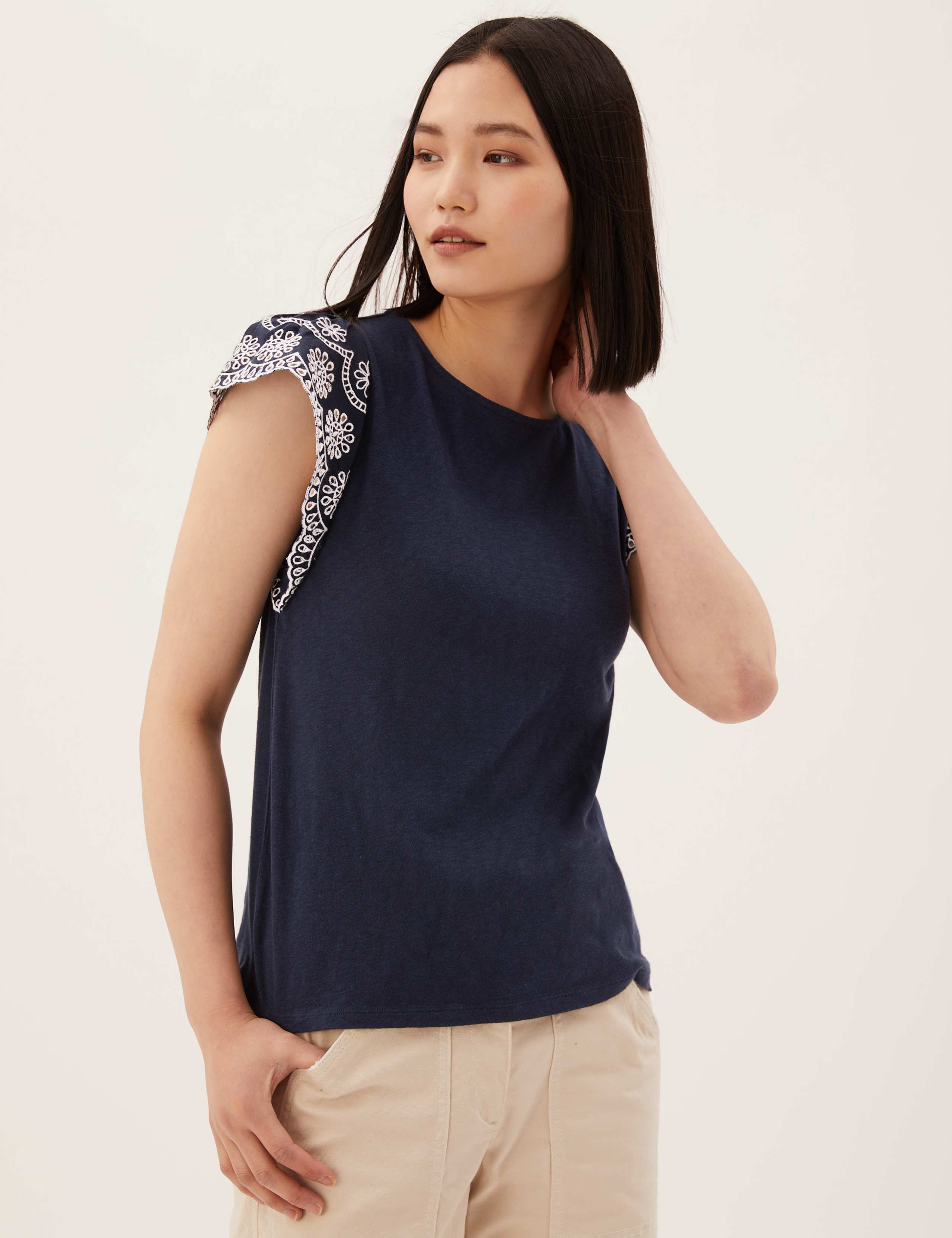 Pure Cotton Embroidered Sleeveless Vest 3 of 5