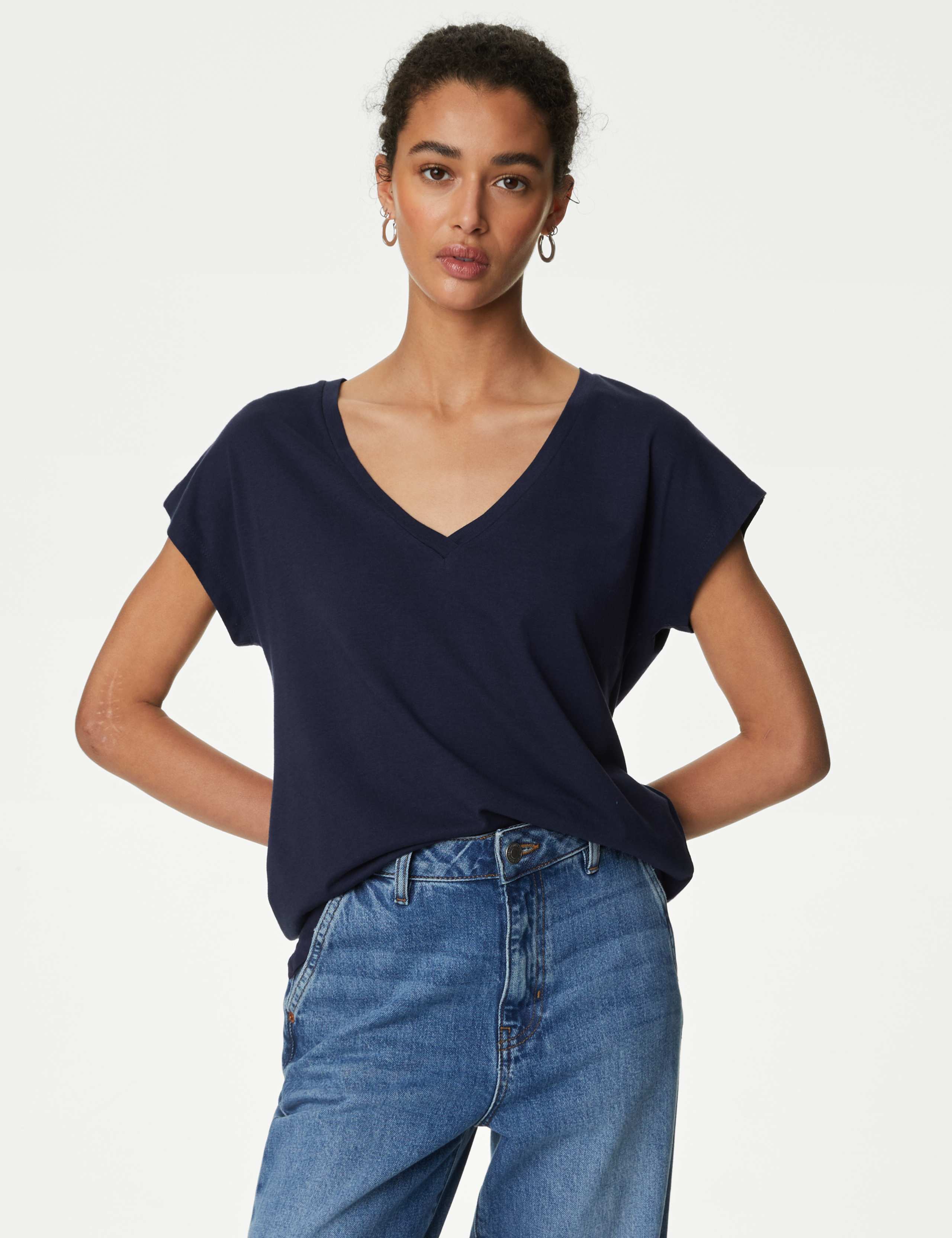 Cotton Rich V-Neck Relaxed Longline T-Shirt 3 of 5