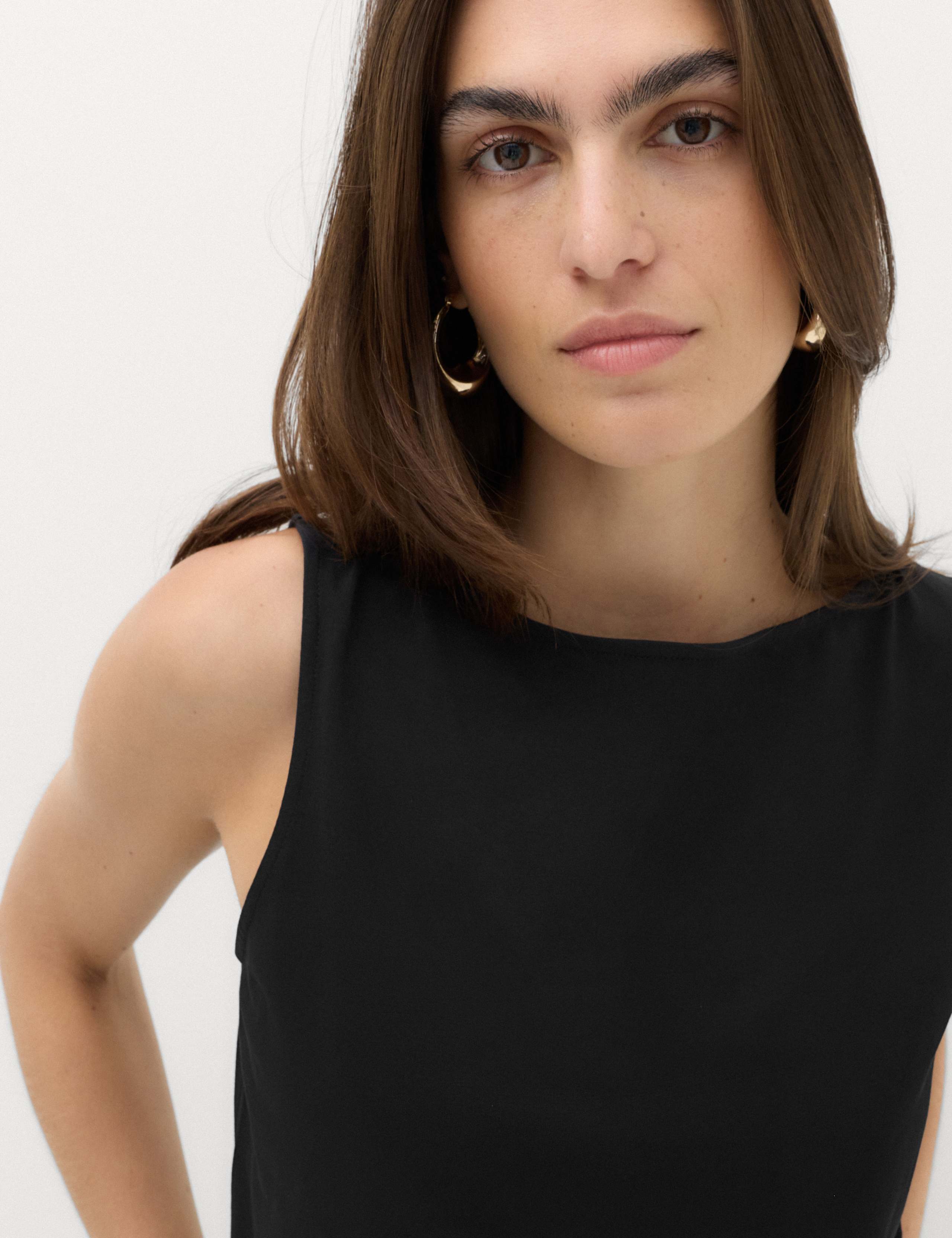 Cotton Rich Slash Neck Vest 3 of 4