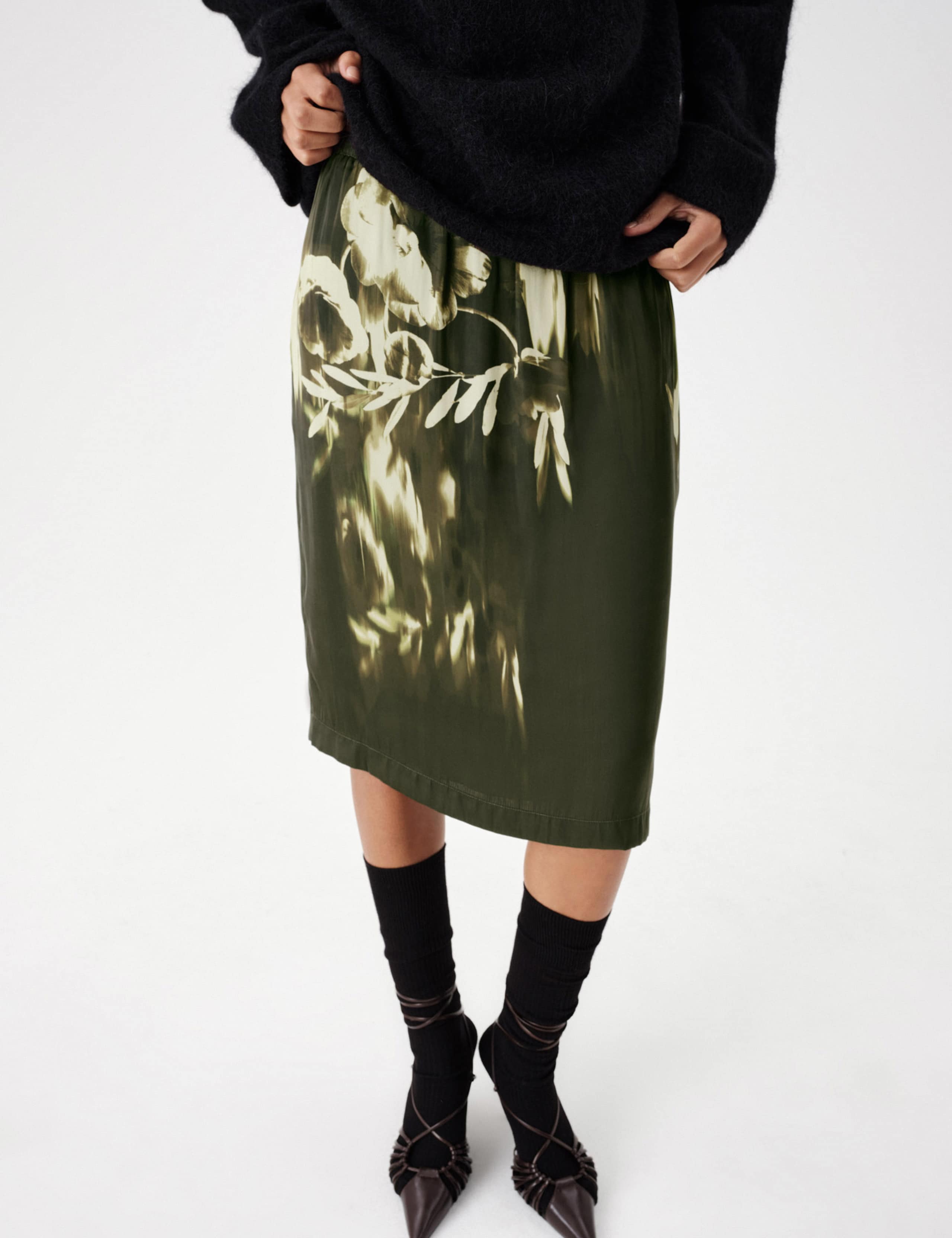 Floral Knee Length Slip Skirt 5 of 6