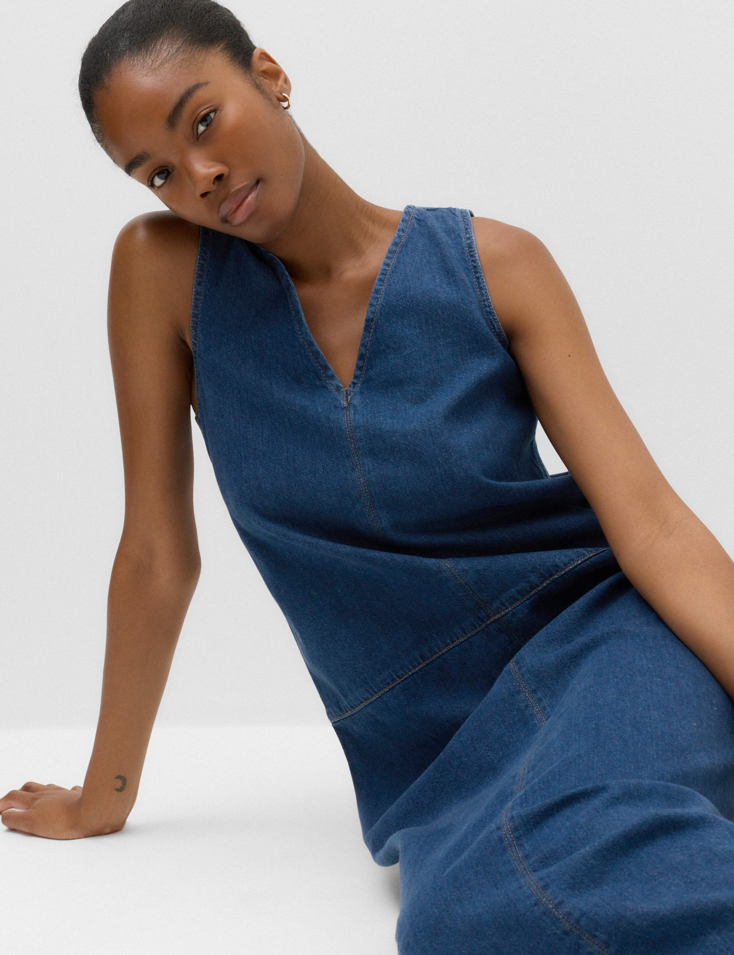 Denim V-Neck Tie Detail Midi Relaxed Dress 3 of 6