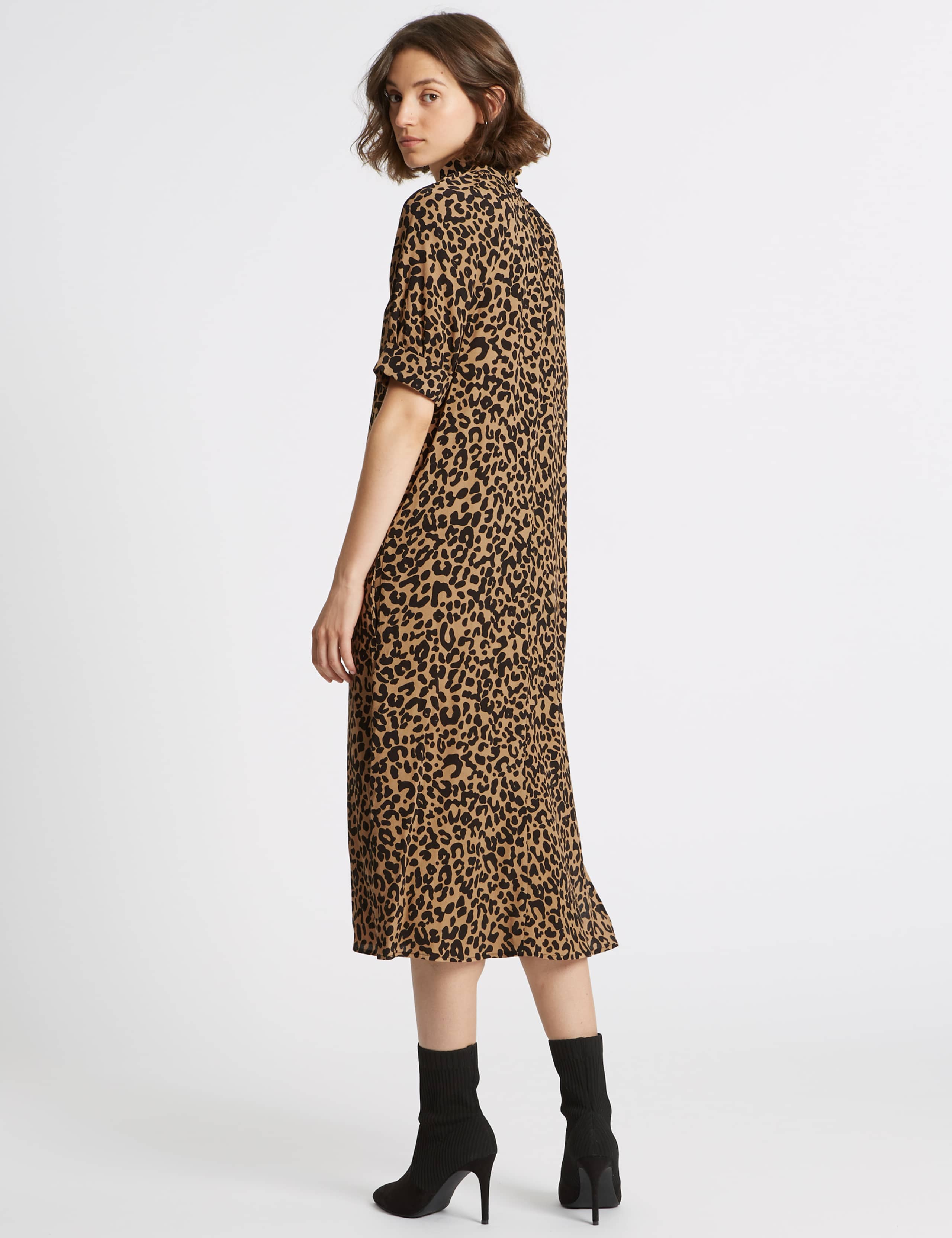 Animal Print Half Sleeve Shift Midi Dress 3 of 4