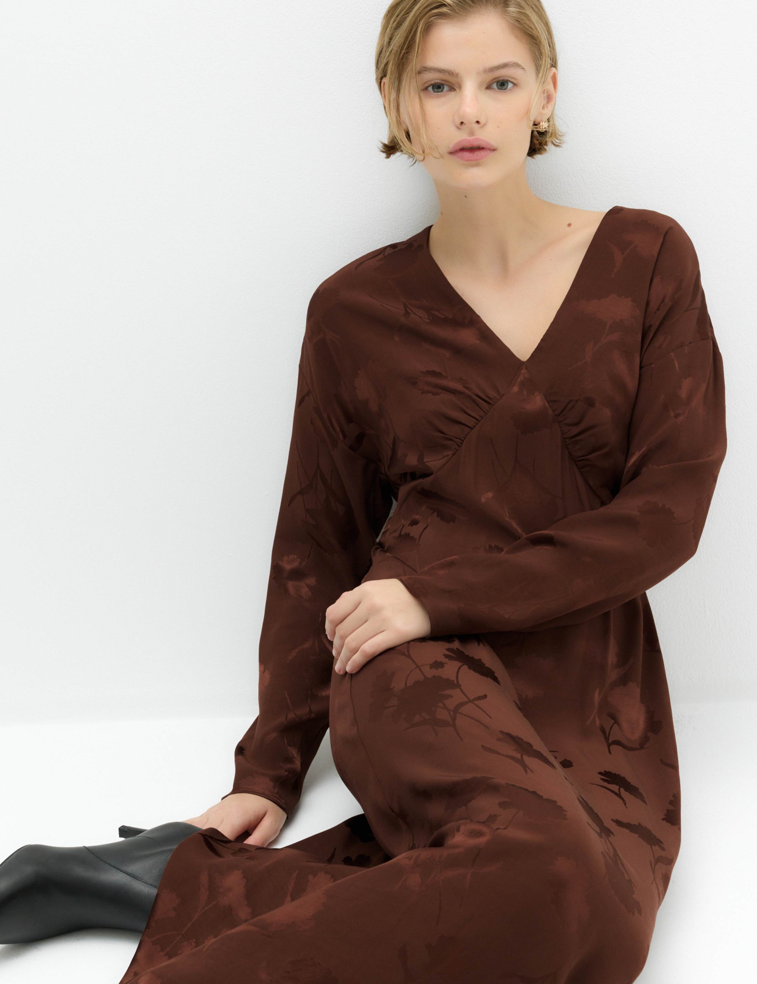 Satin Floral Jacquard V-Neck Midi Tea Dress 5 of 6