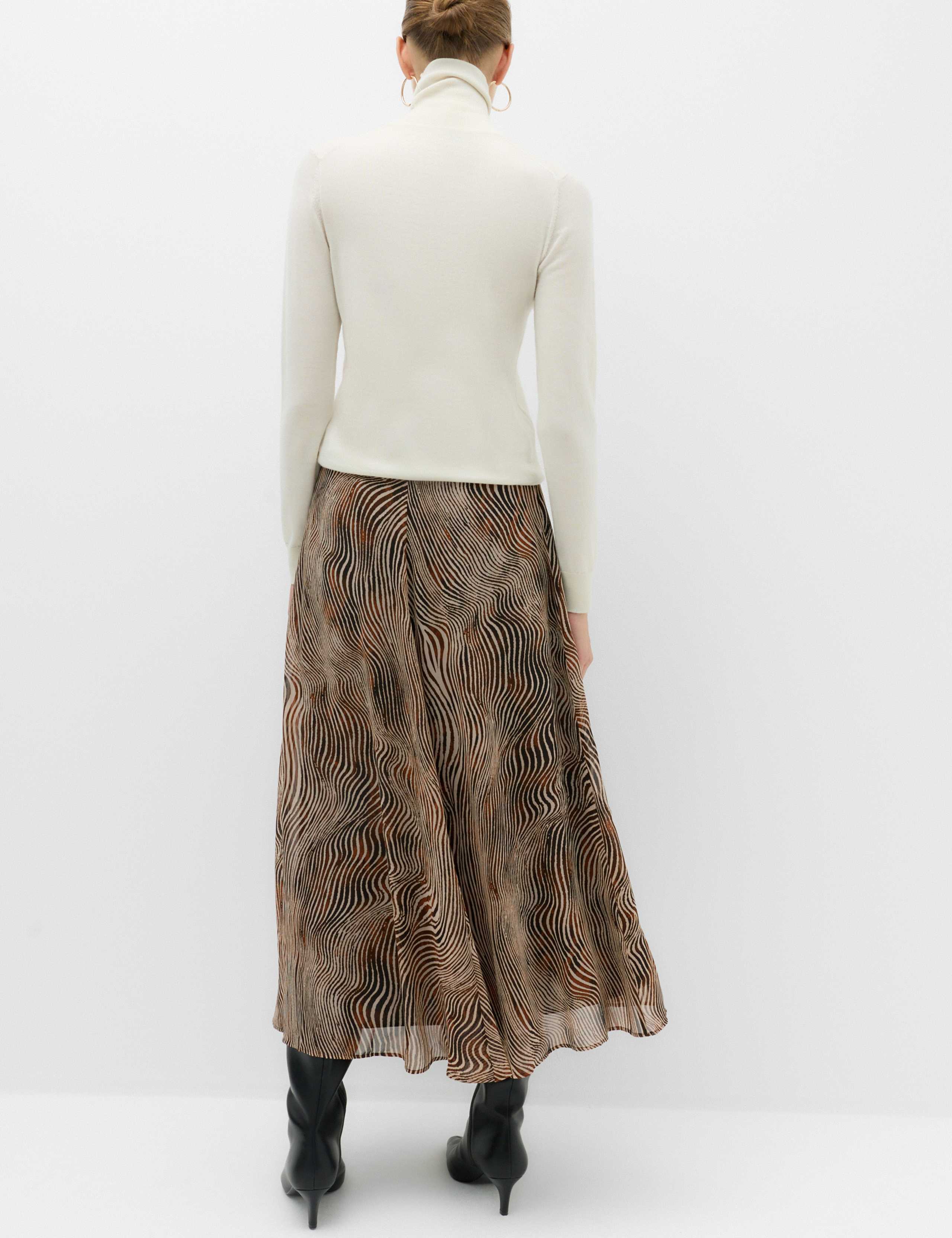 Animal Print Midi Circle Skirt 3 of 6