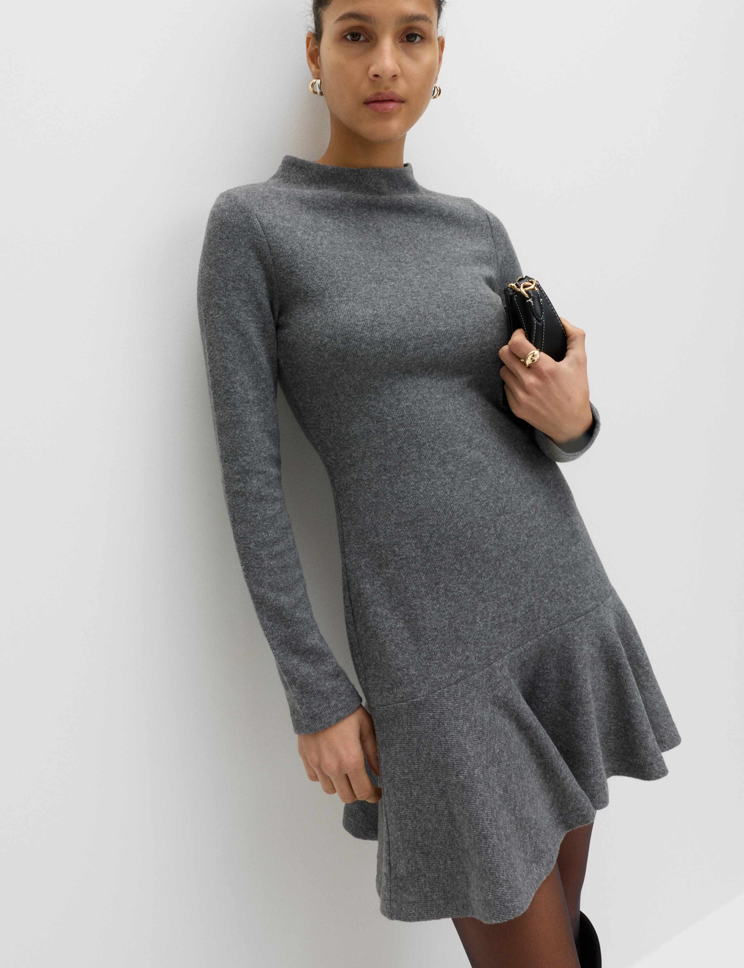 Cosy Jersey Mini Tiered Dress With Cotton 1 of 7