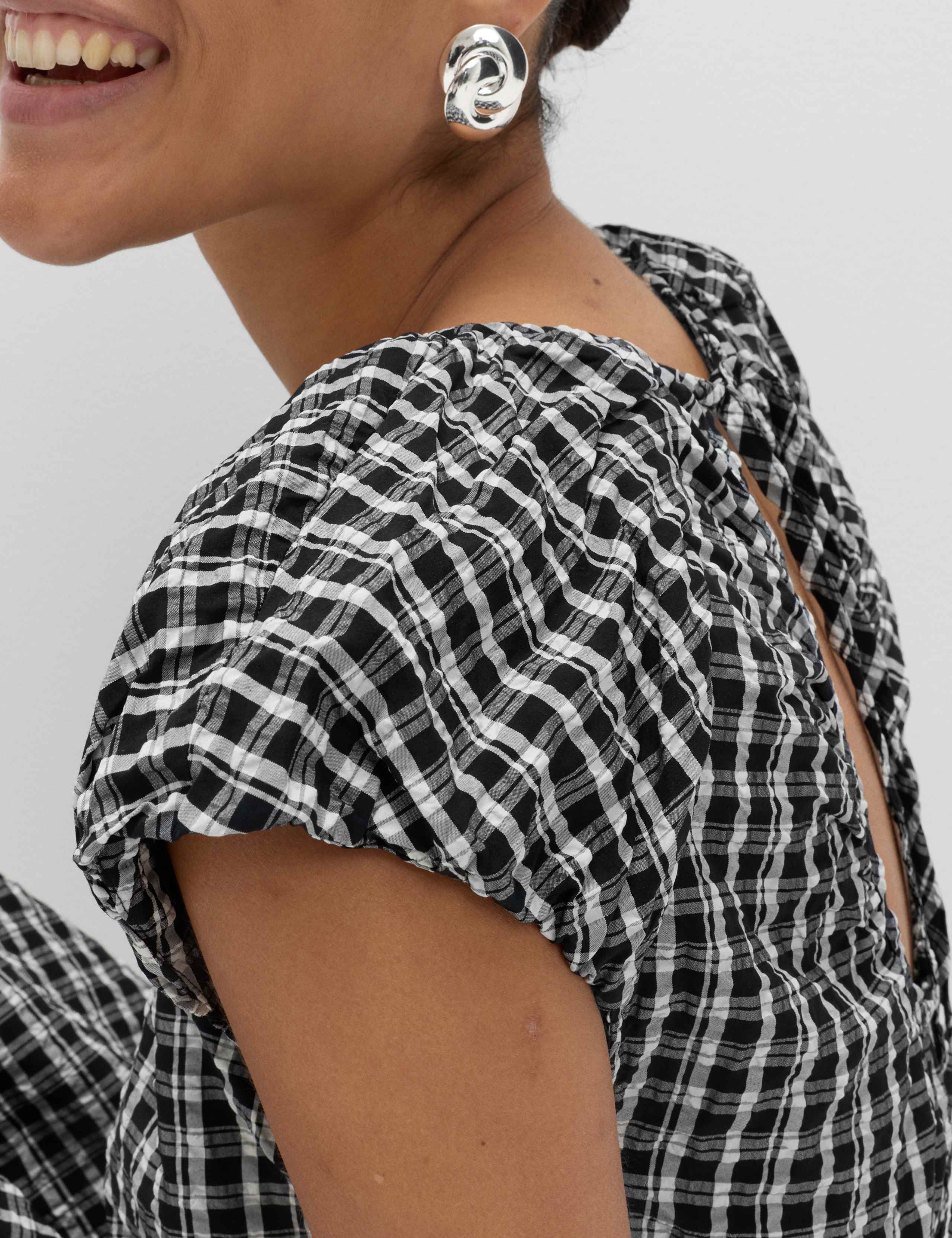 Gingham Puff Sleeve Midi Waisted Dress 5 of 7