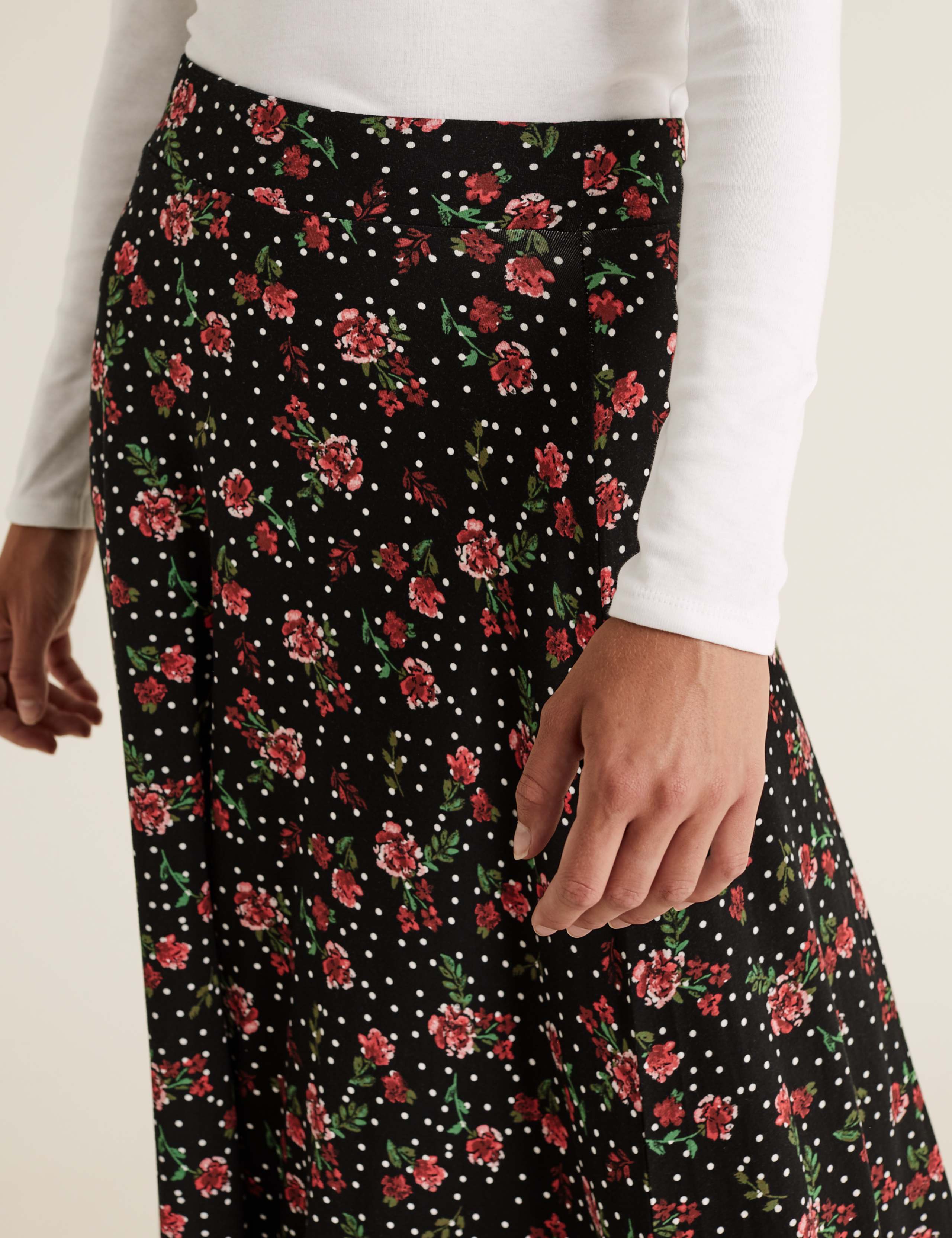 Jersey Floral Midi Skater Skirt 3 of 4
