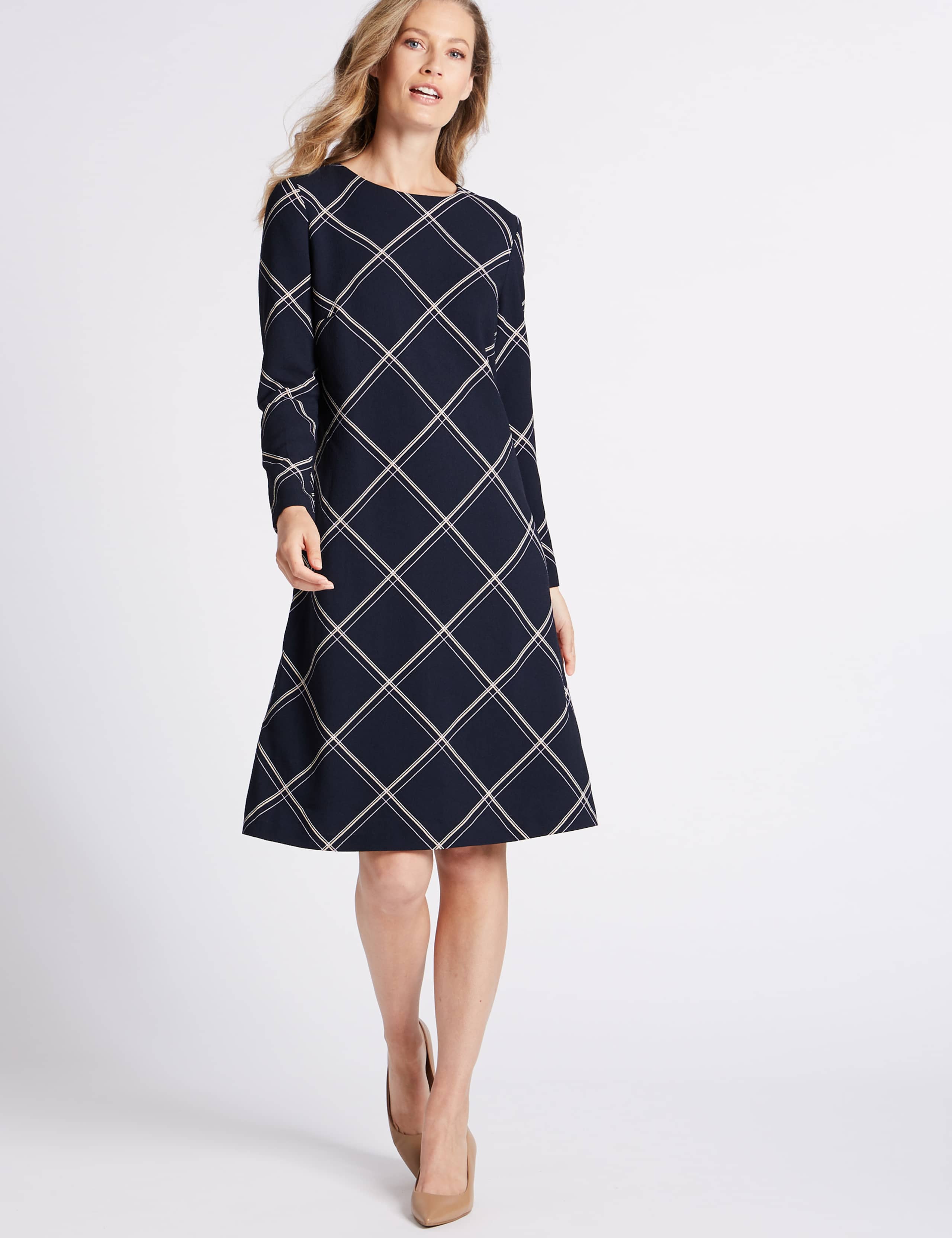 Checked Long Sleeve Tunic Midi Dress 3 of 4