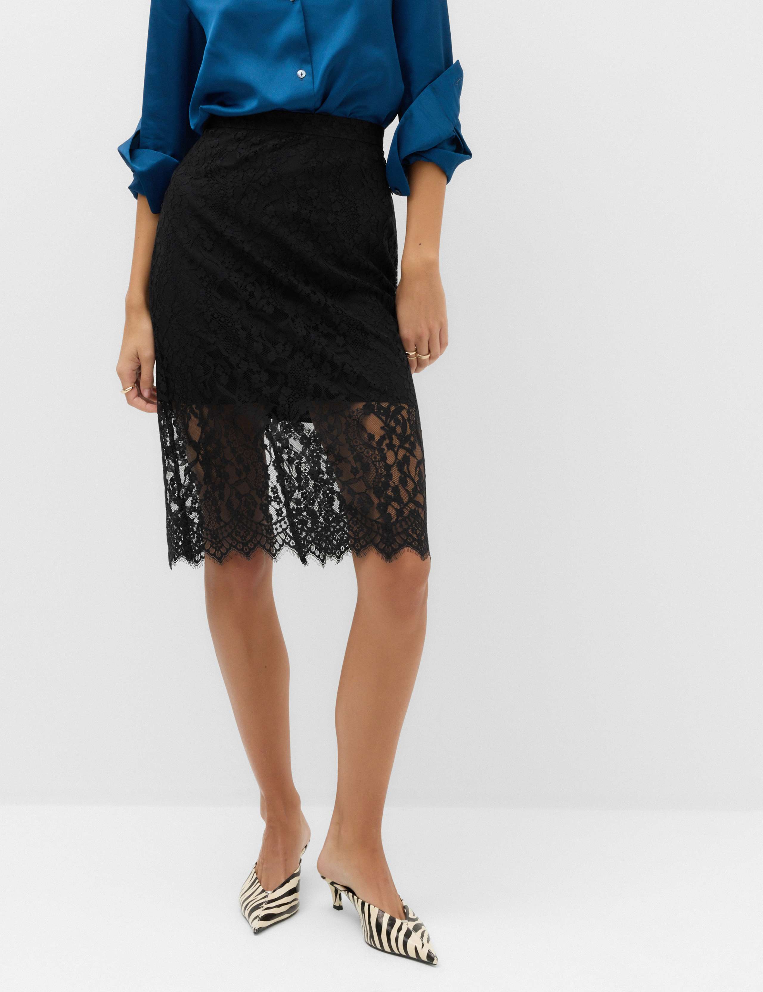 Cotton Blend Lace Knee Length Pencil Skirt 3 of 7