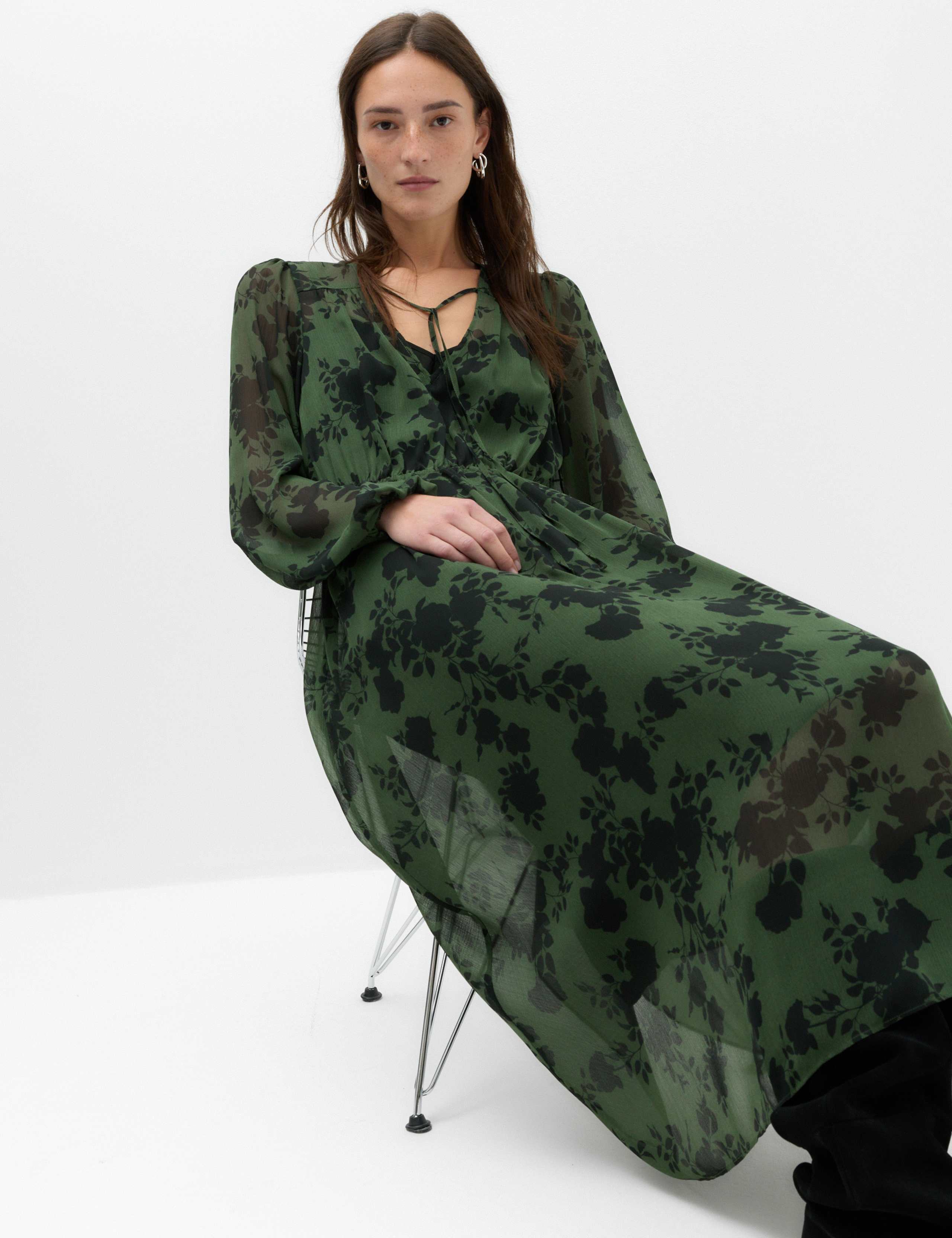 Chiffon Floral V Neck Midaxi Waisted Dress 1 of 7