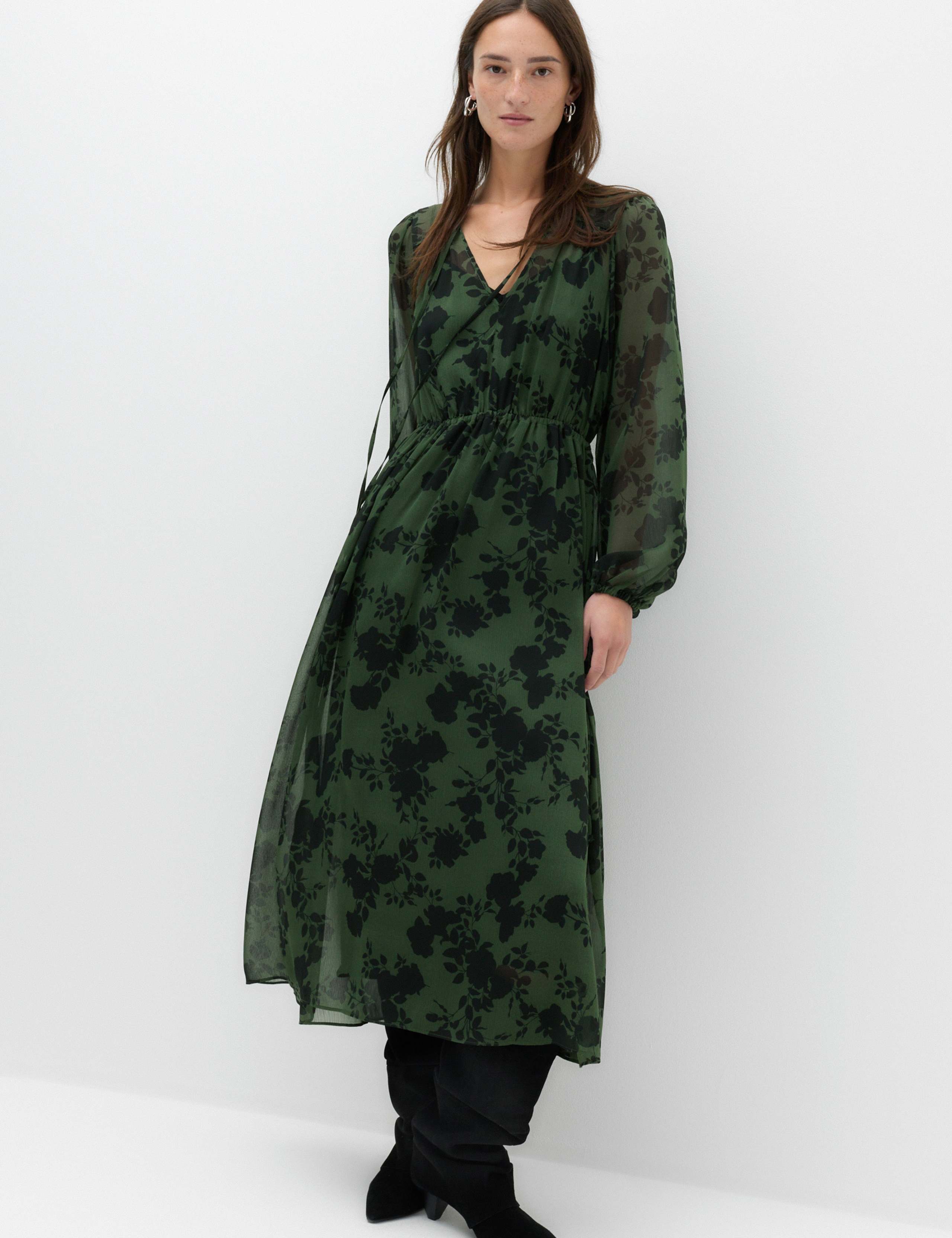 Chiffon Floral V Neck Midaxi Waisted Dress 7 of 7