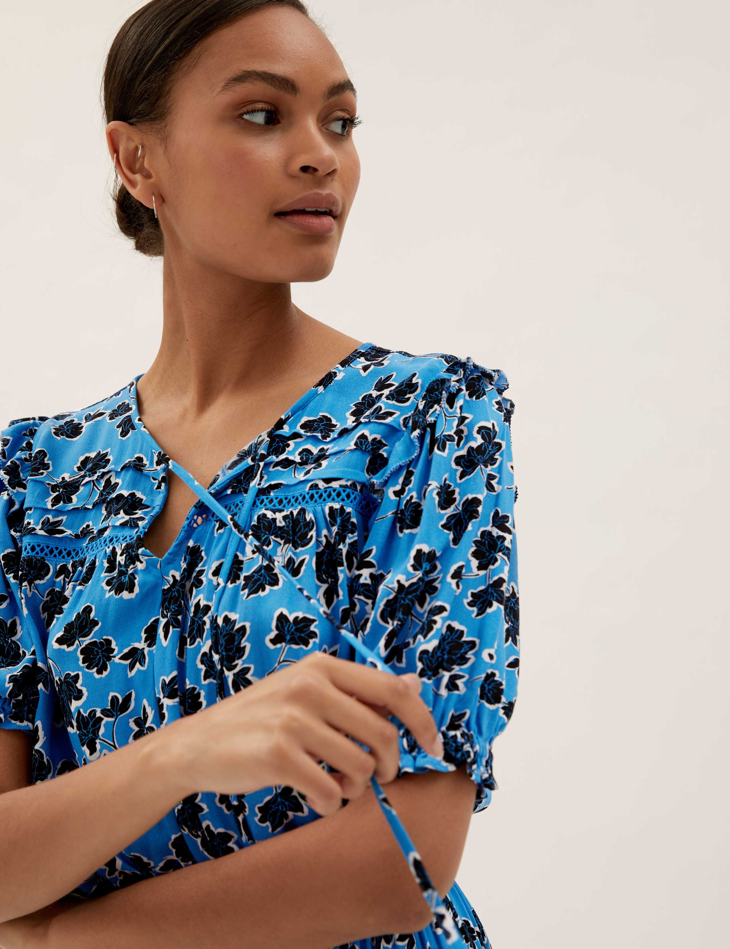 Floral Tie Neck Midaxi Waisted Dress 3 of 5
