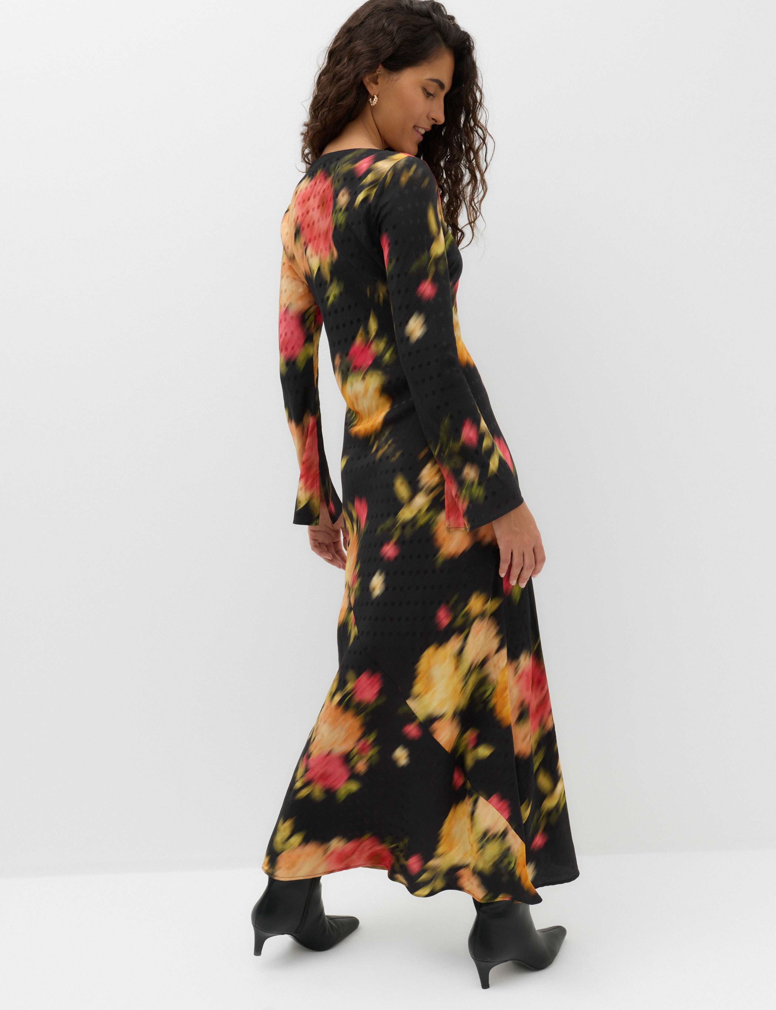 Floral Jacquard Round Neck Midaxi Column Dress 4 of 6
