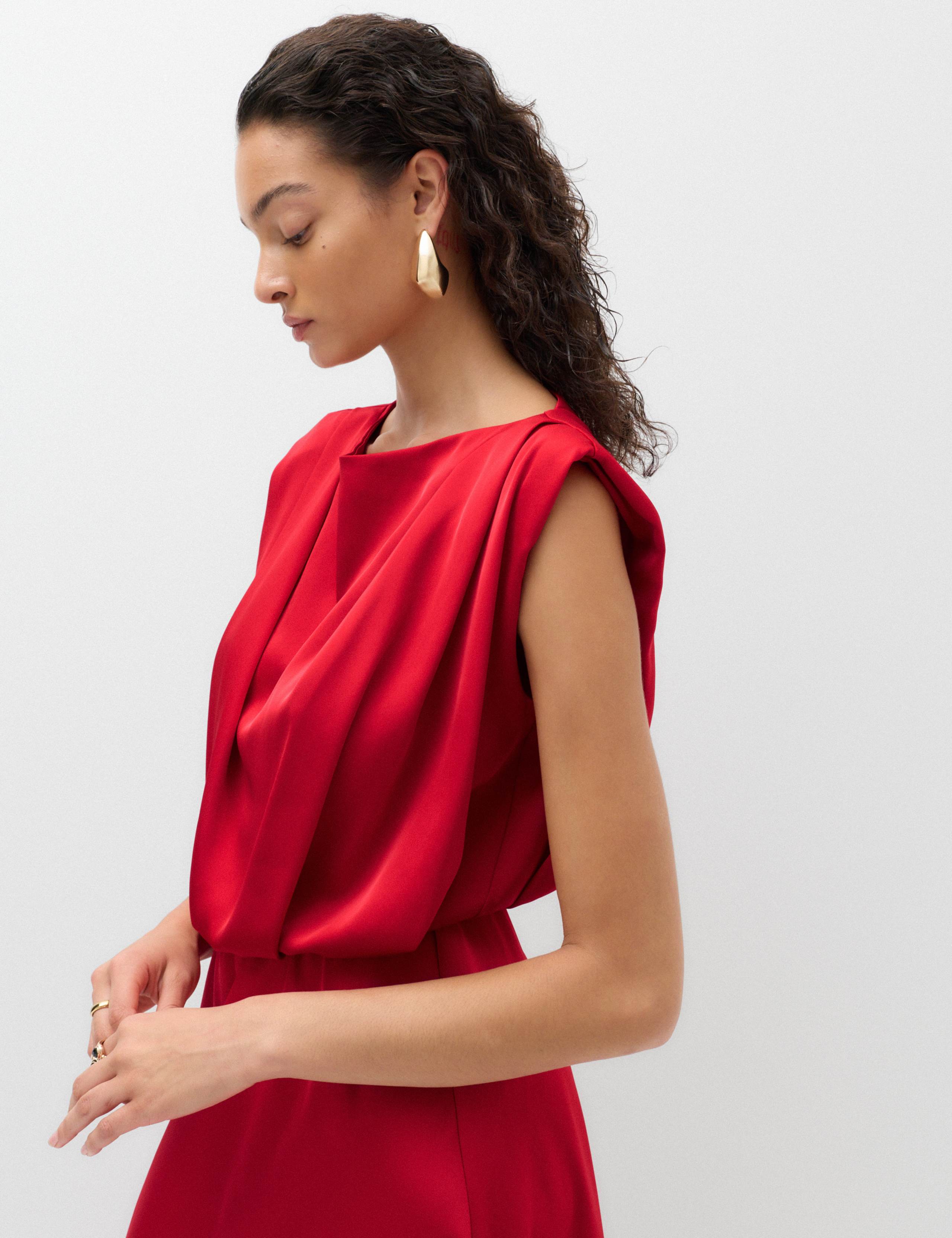 Satin Pleat Detail Midaxi Waisted Dress 5 of 5