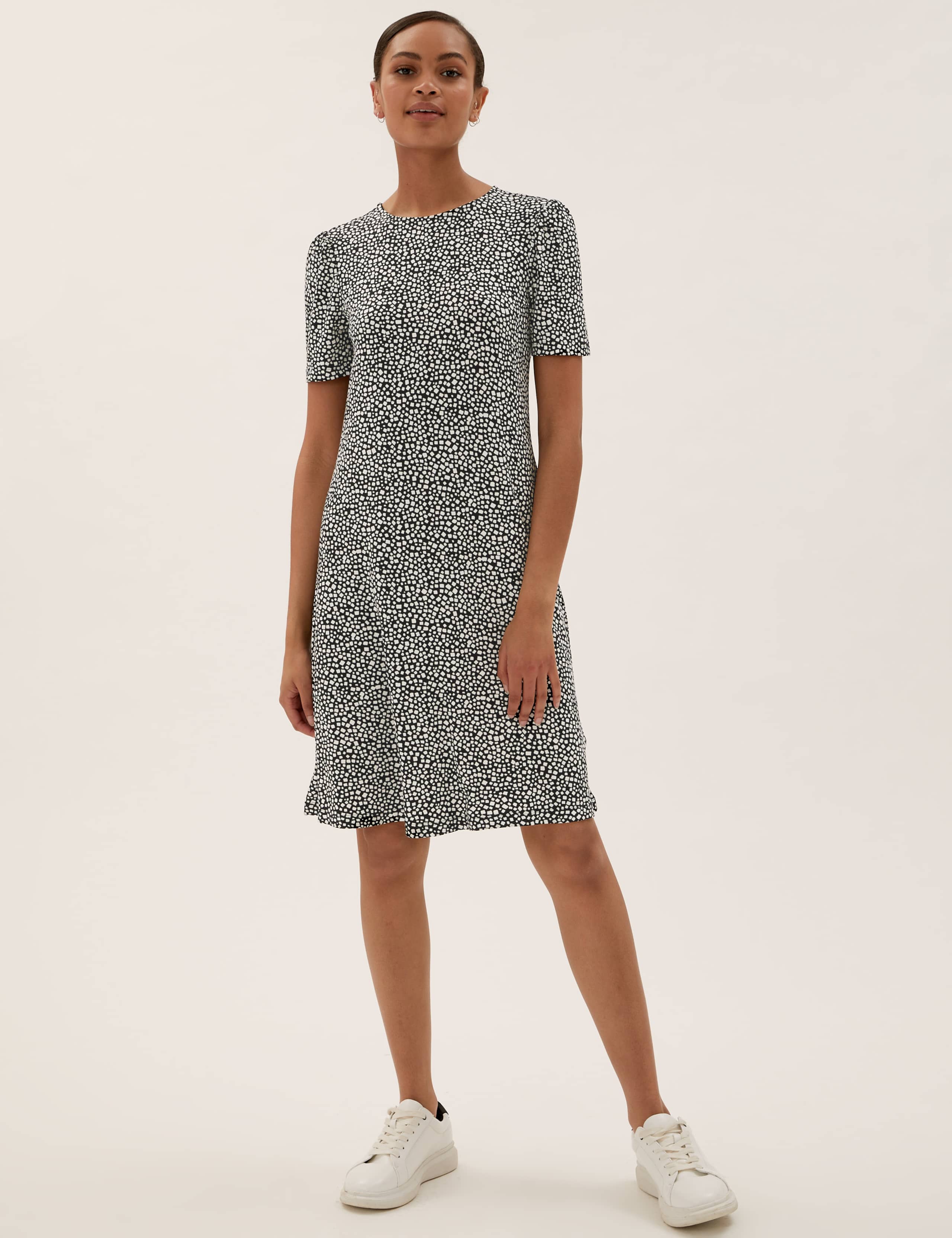 Jersey Printed Knee Length Swing Dress 3 of 6