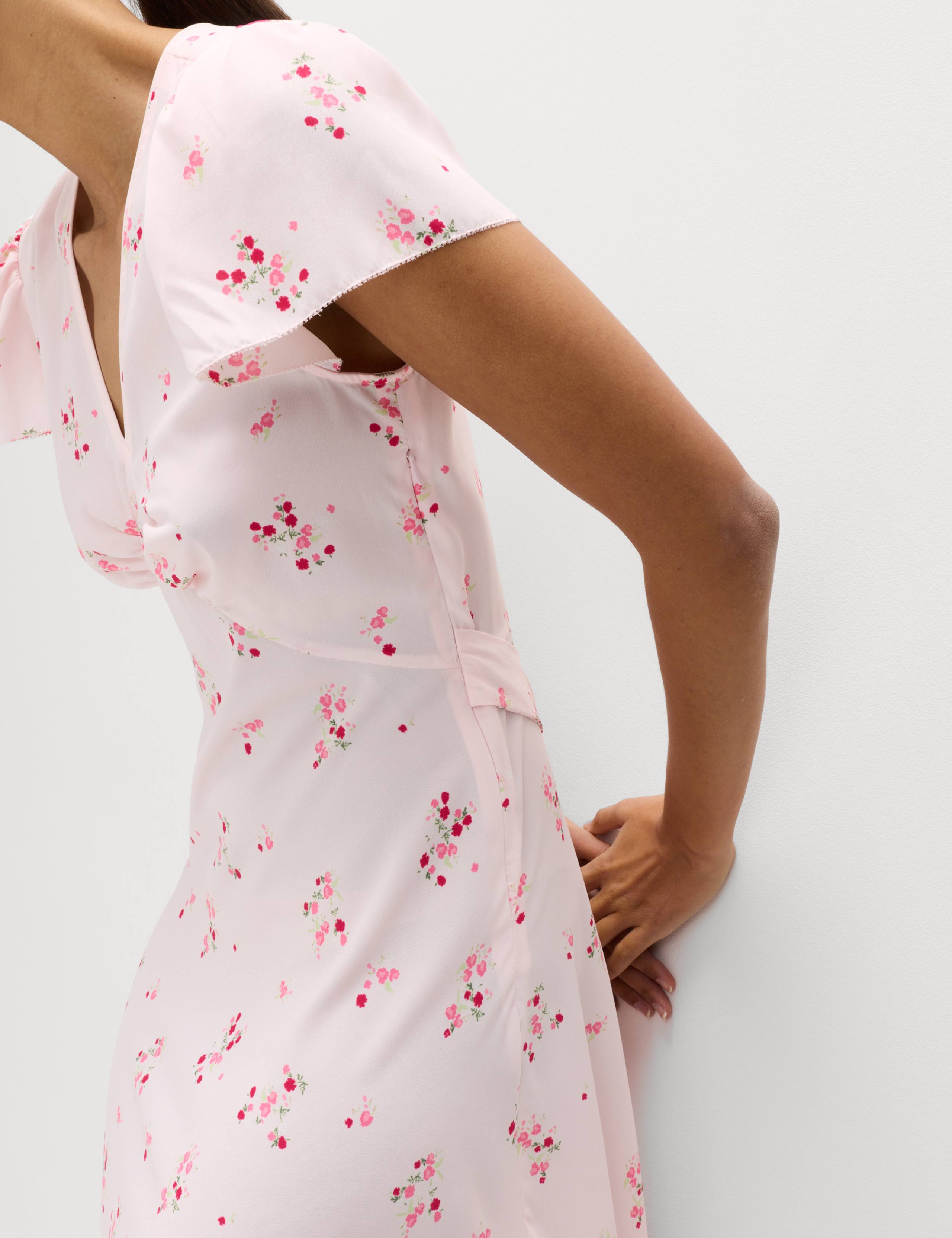 Printed V-Neck Midi Tea Dress 5 of 7