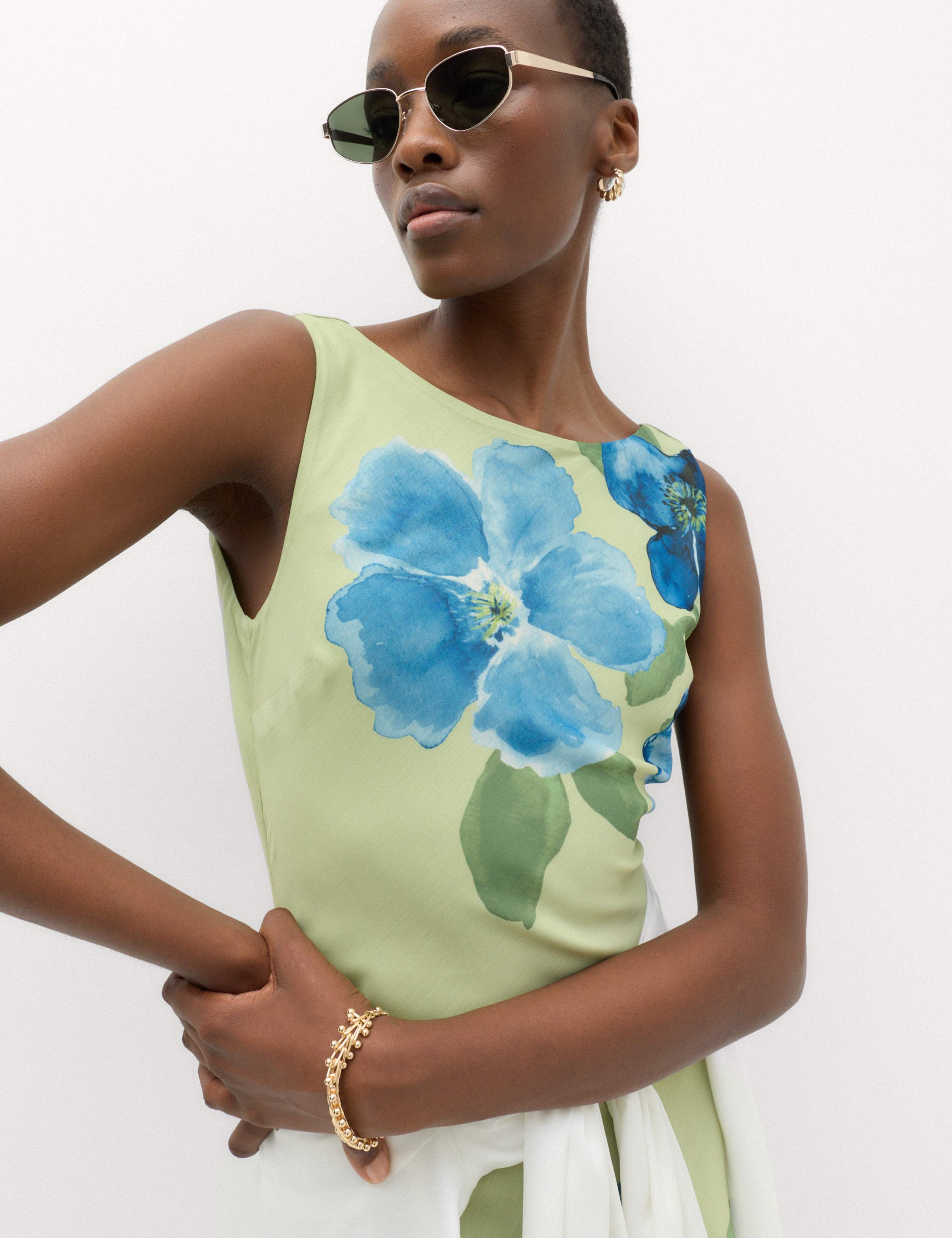 Floral Round Neck Midi Column Dress 3 of 7