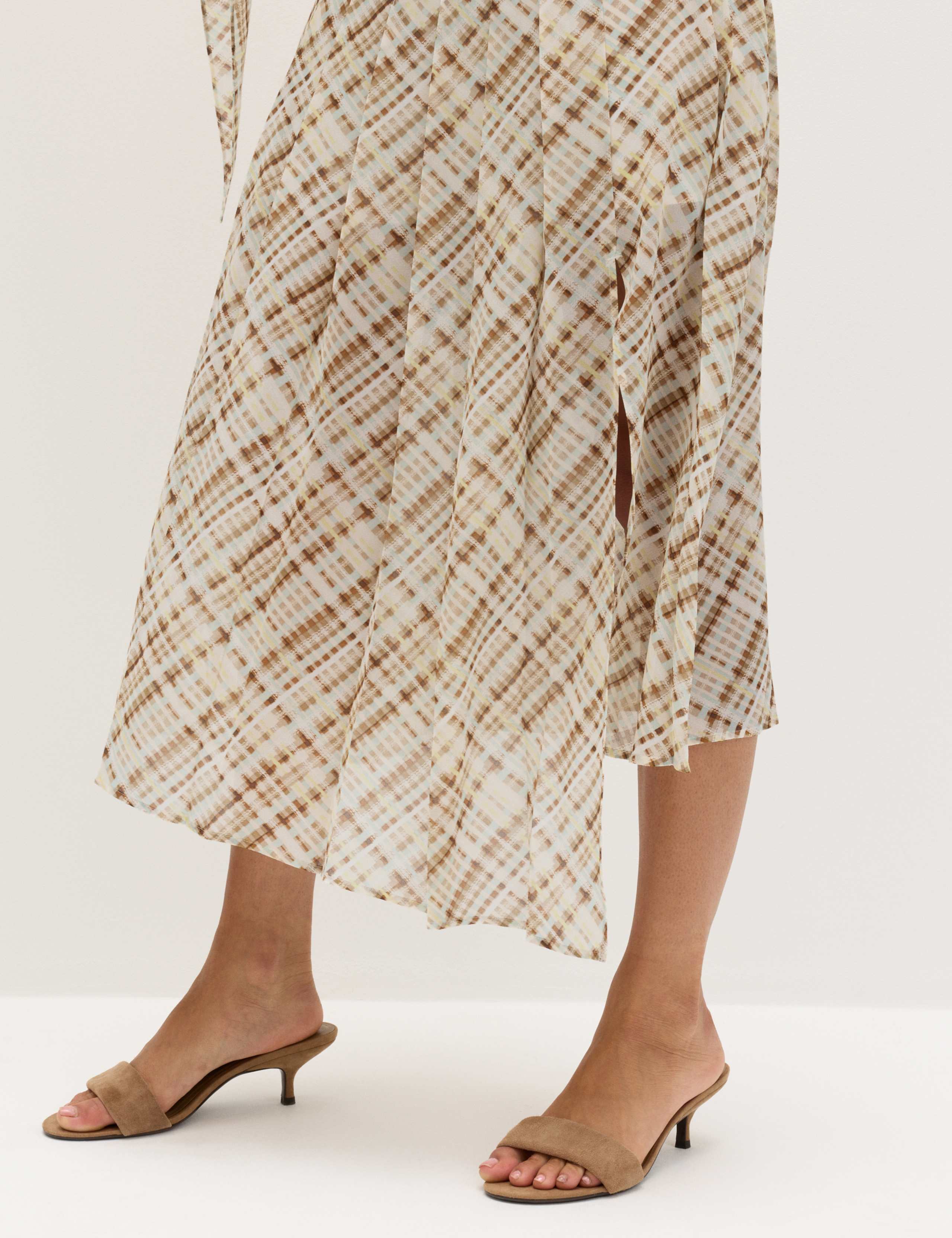 Chiffon Checked Midi A-Line Skirt 5 of 6